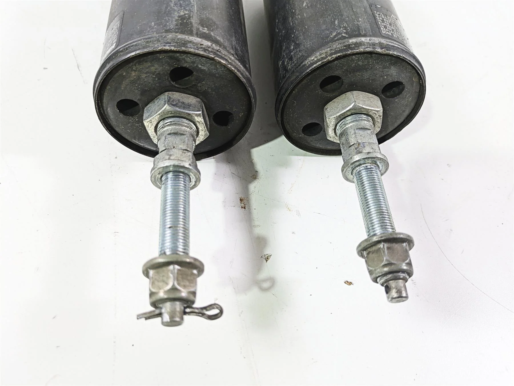 2008 Harley FLSTSB Cross Bones Showa Rear Suspension Shocks 54549-04 - Image 7