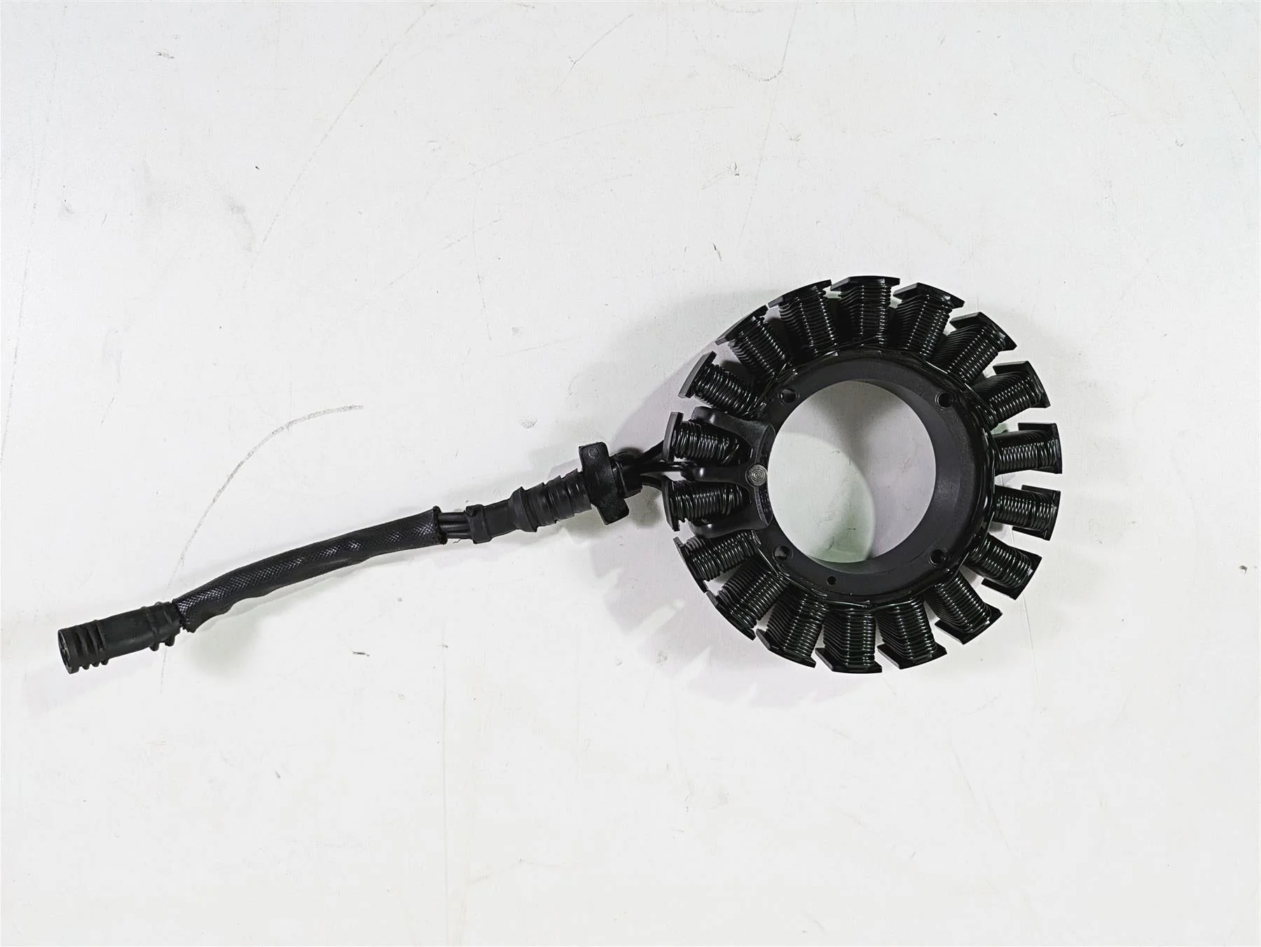 2008 Harley FLSTSB Cross Bones Stator Alternator Generator 30017-08 - Image 5
