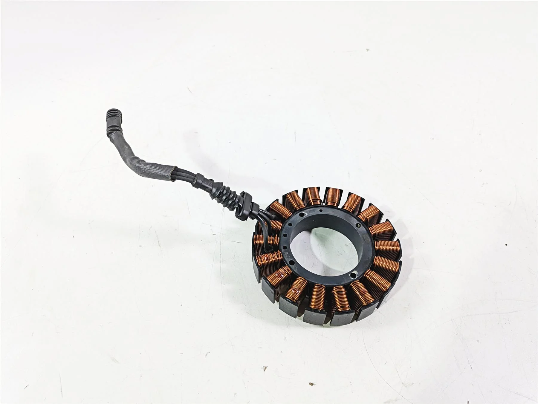 2008 Harley FLSTSB Cross Bones Stator Alternator Generator 30017-08