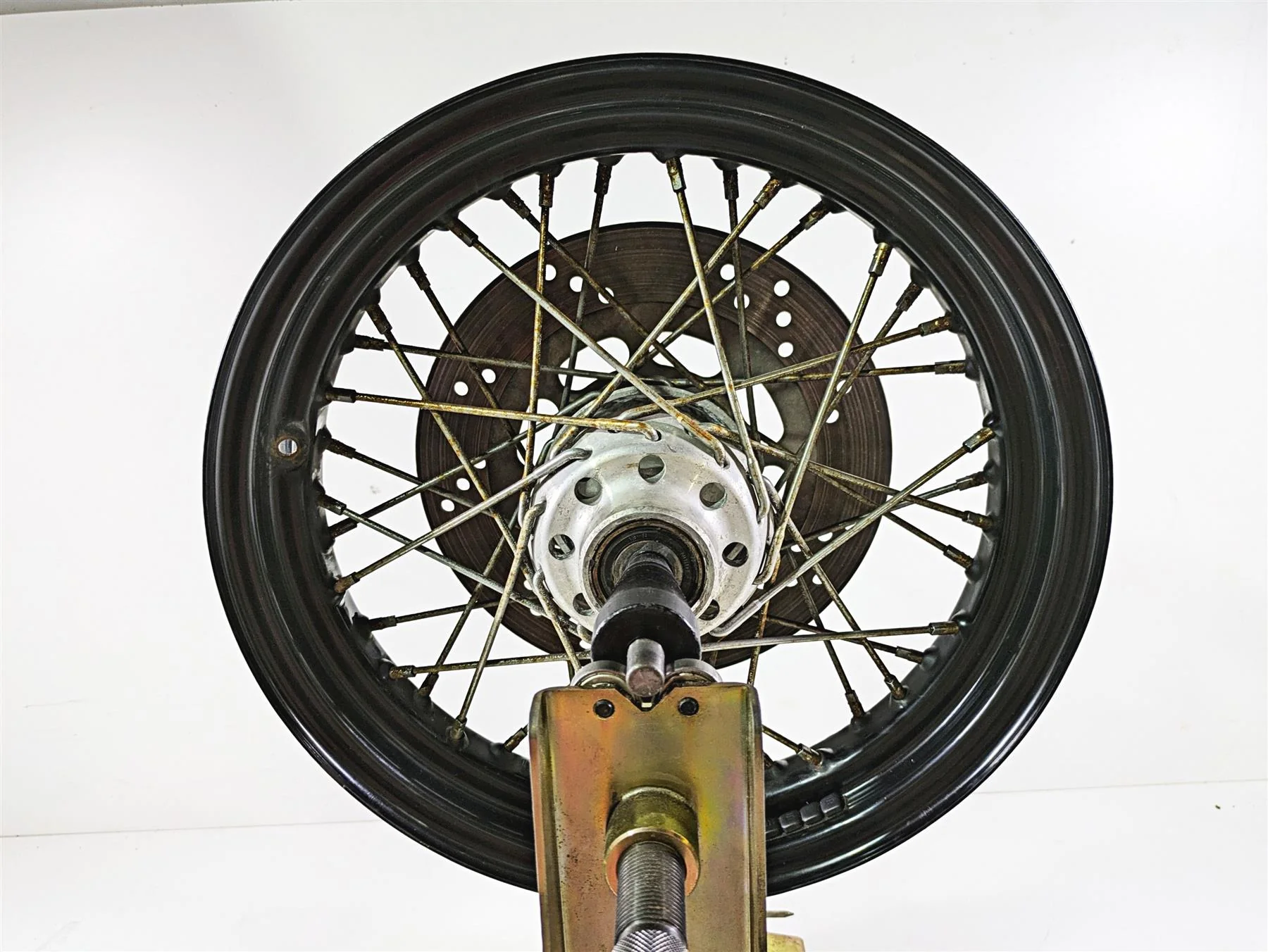 2008 Harley FLSTSB Cross Bones Straight 16x3 Front Wheel Spoke Rim 44937-08 - Image 6
