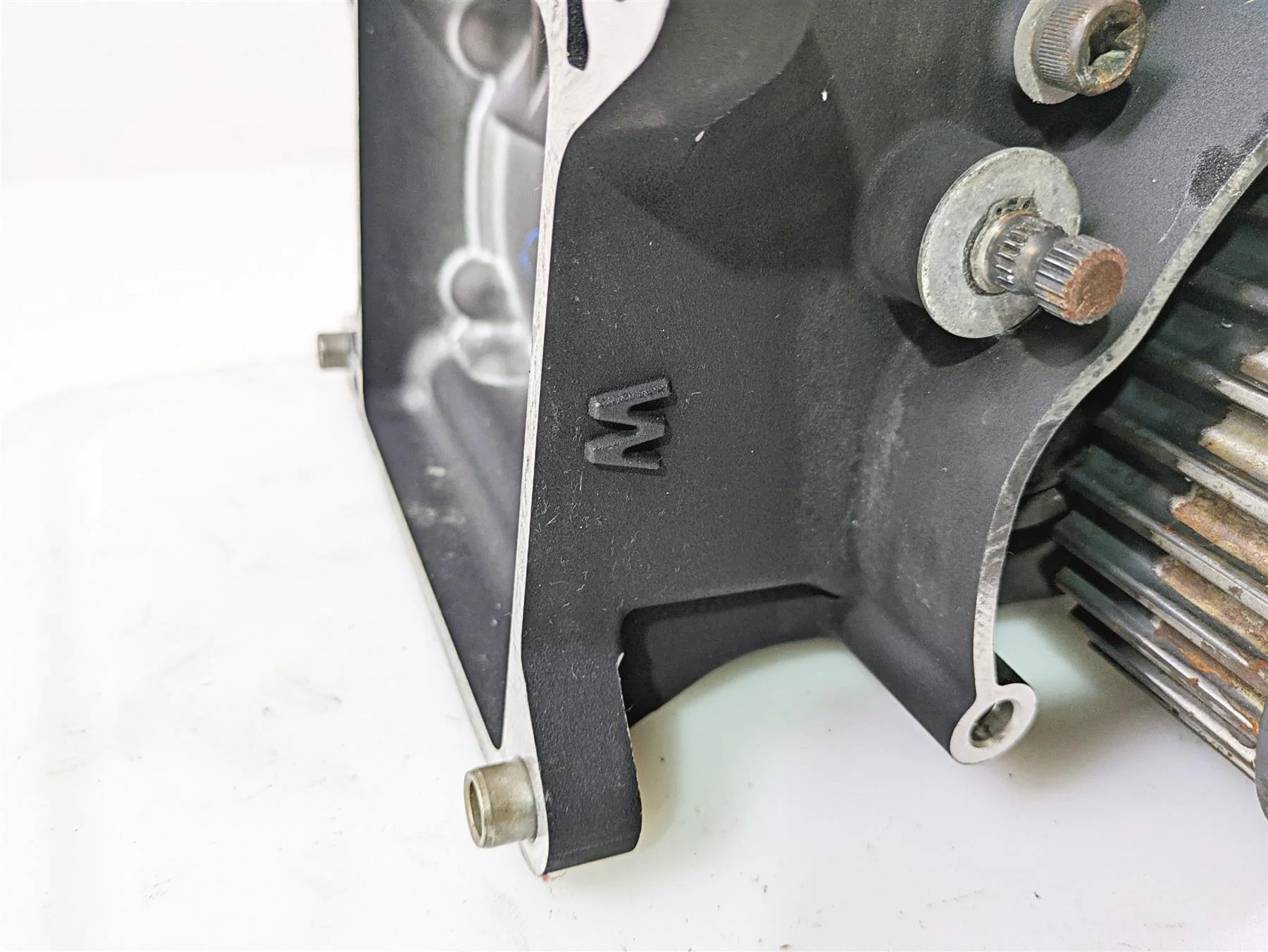 2008 Harley FXCWC Softail Rocker 6-Speed Transmission Gear Box 33026-08A - Image 7