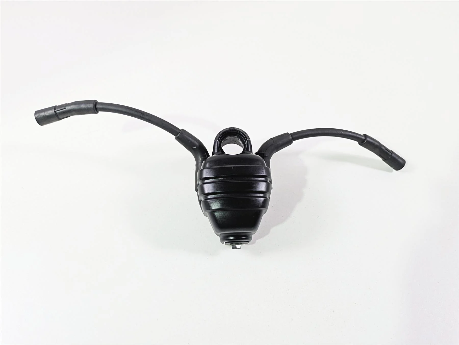 2008 Harley FXCWC Softail Rocker Ignition Coil Wires Plugs 31696-07A
