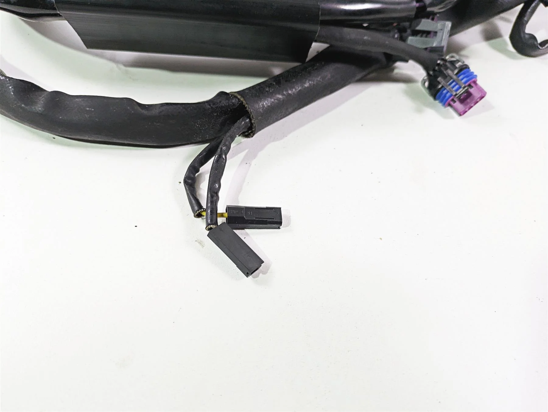 2008 Harley FXCWC Softail Rocker Main Wiring Harness - No Cuts 70452-08 - Image 5