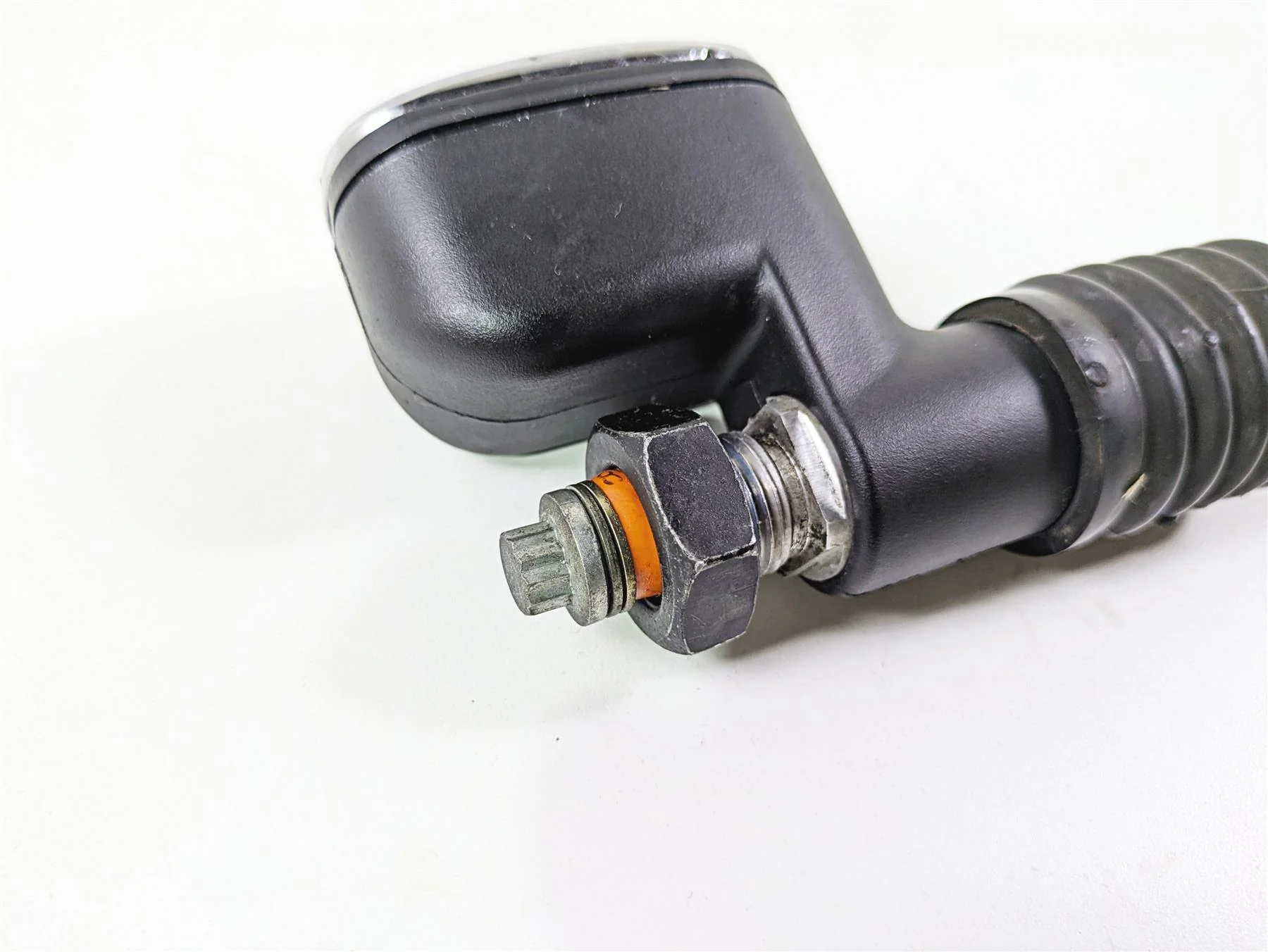 2008 Harley FXCWC Softail Rocker Rear Brake Master Cylinder 41767-05E - Image 10