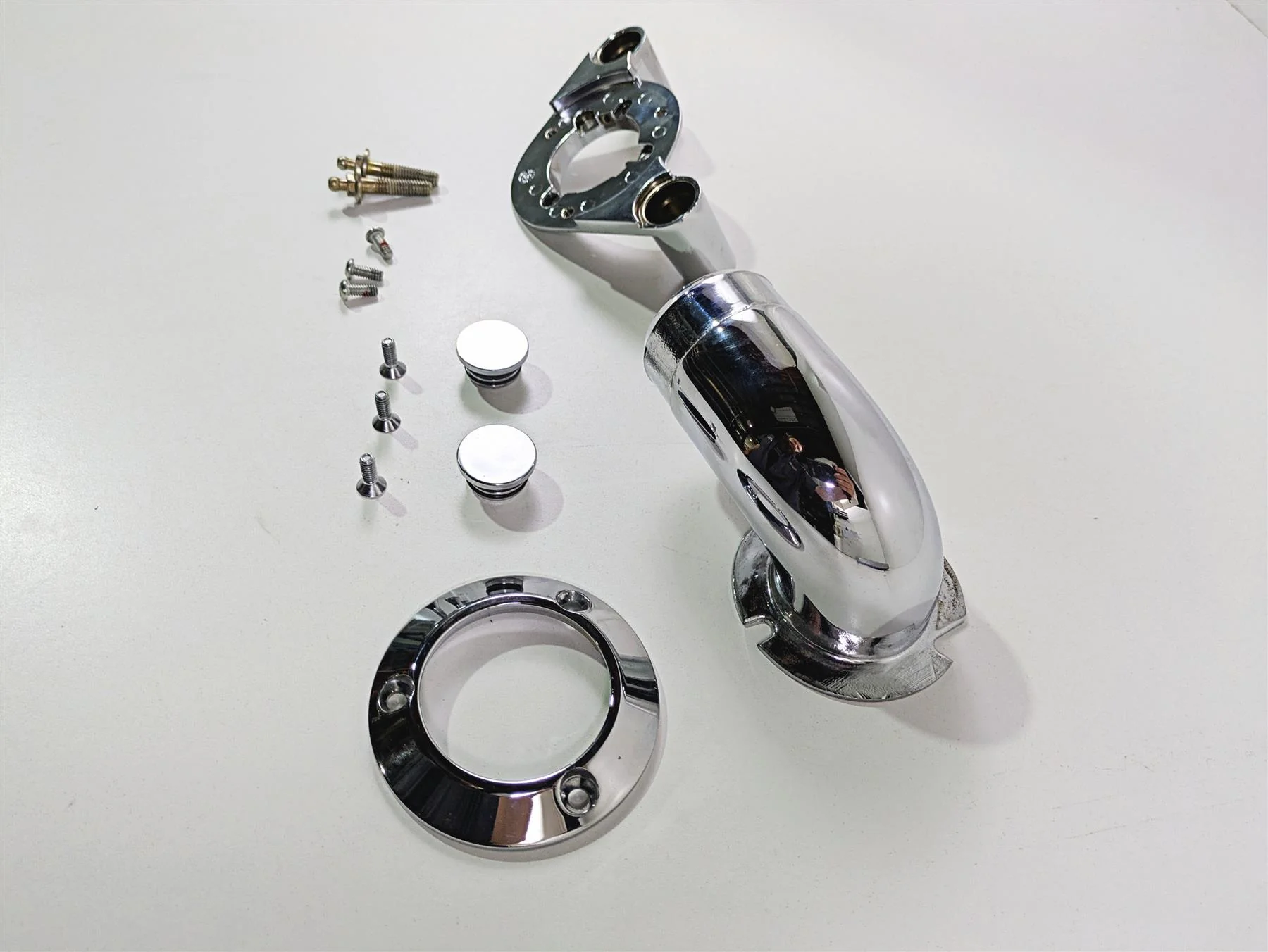 2008 Harley FXCWC Softail Rocker Screamin Eagle Air Breather Mount 29472-05A - Image 3