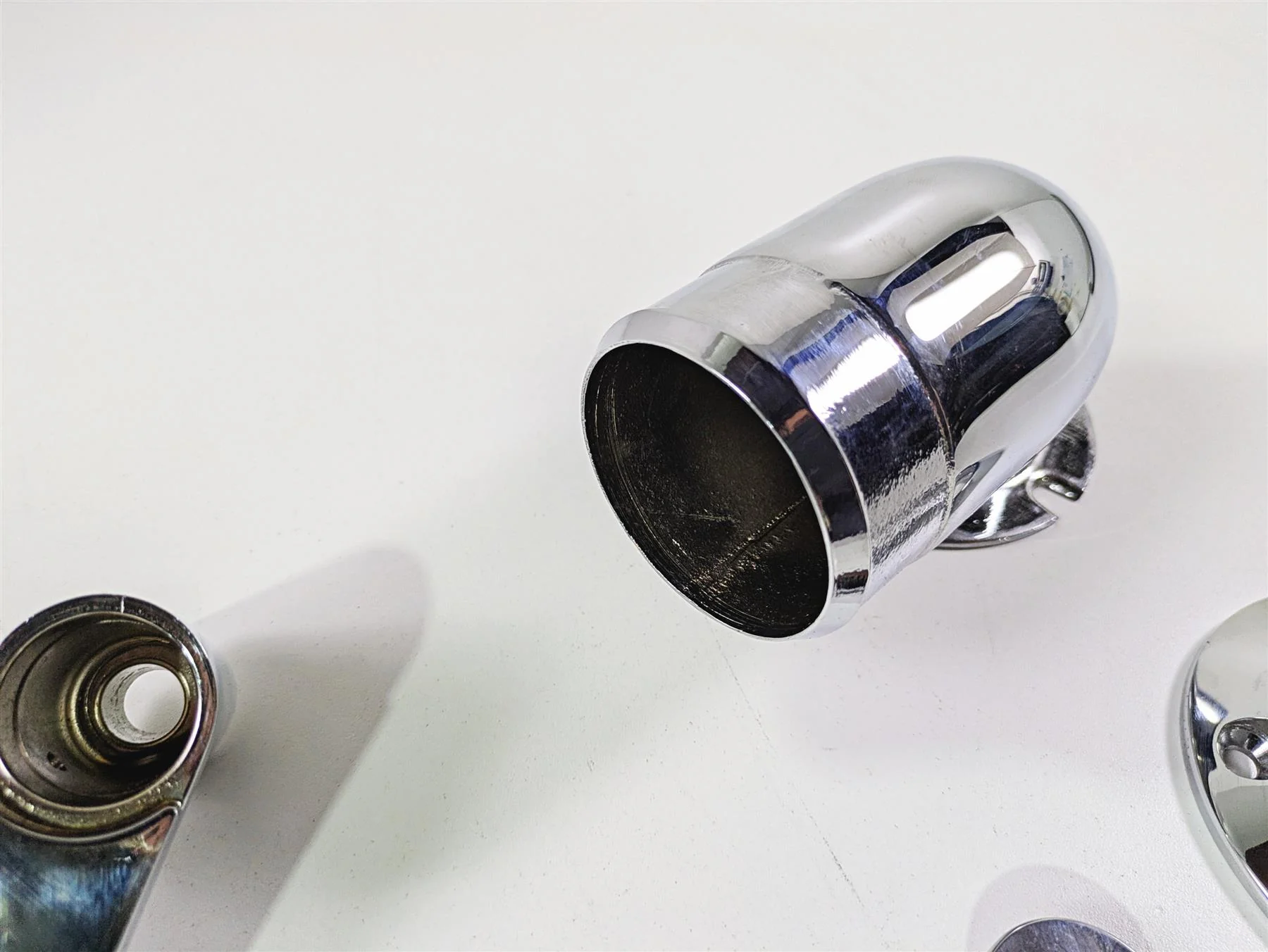 2008 Harley FXCWC Softail Rocker Screamin Eagle Air Breather Mount 29472-05A - Image 9