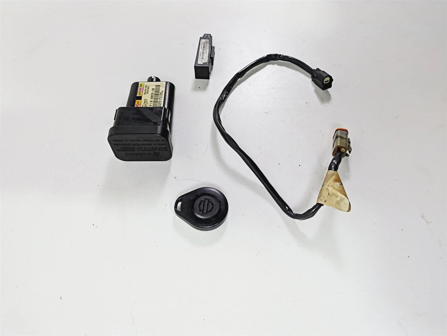 2008 Harley FXCWC Softail Rocker Tssm Security Module Fob Antenna Set 69976-08 - Image 3