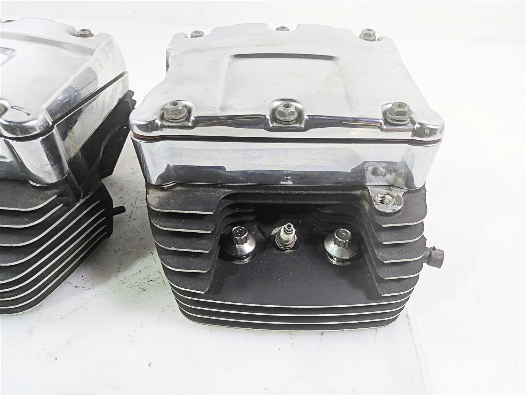 2008 Harley FXDL Dyna Low Rider 105TH Cylinderhead Cylinder Head Set 17178-06A - Image 7