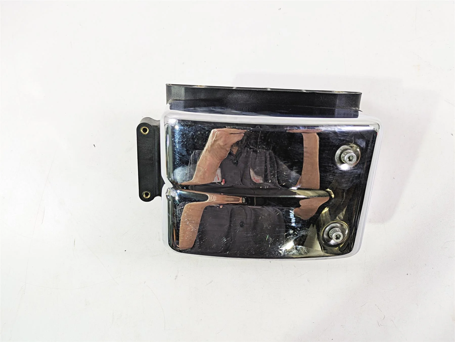 2008 Harley FXDL Dyna Low Rider 105TH Electric Holder Tray & Cover 70367-04B - Image 5