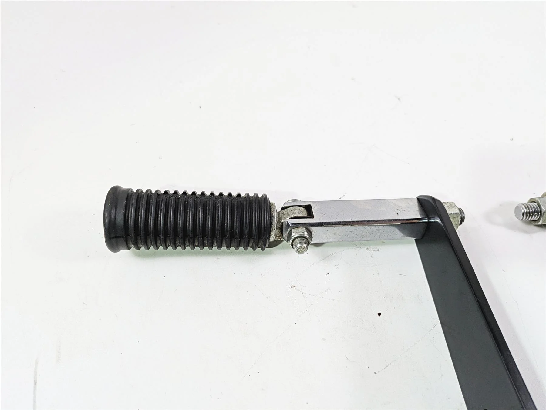 2008 Harley FXDL Dyna Low Rider 105TH Highway Footpeg Rest Set 49354-01 - Image 6