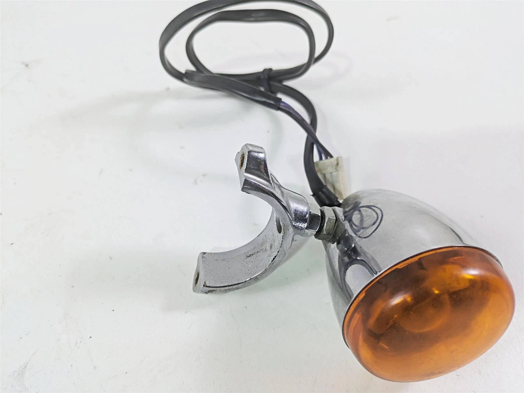2008 Harley FXDL Dyna Low Rider 105TH Left Front Blinker Turn Signal  68972-00 - Image 4