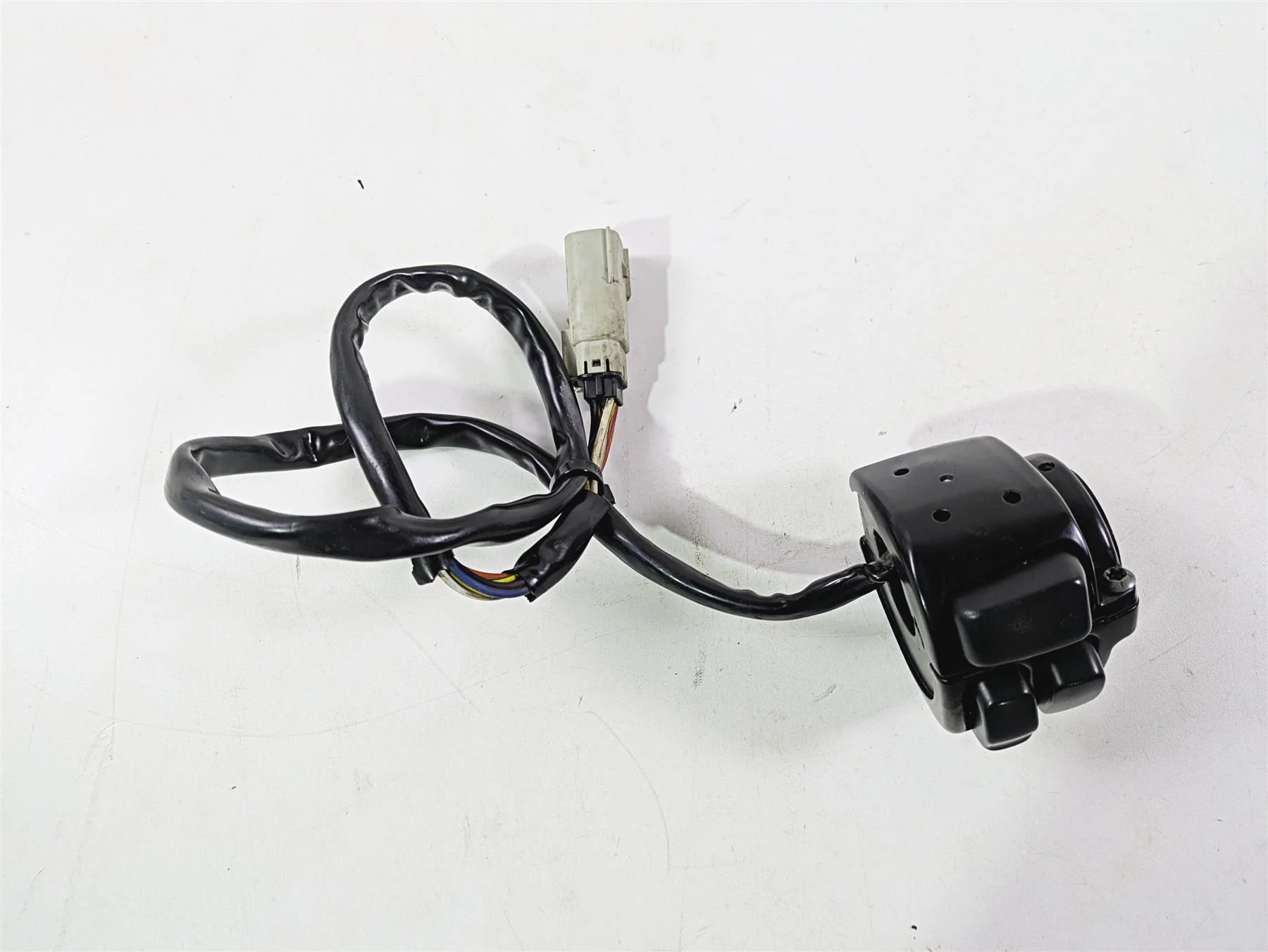 2008 Harley FXDL Dyna Low Rider 105TH Left Hand Control Switch 71598-00 - Image 9