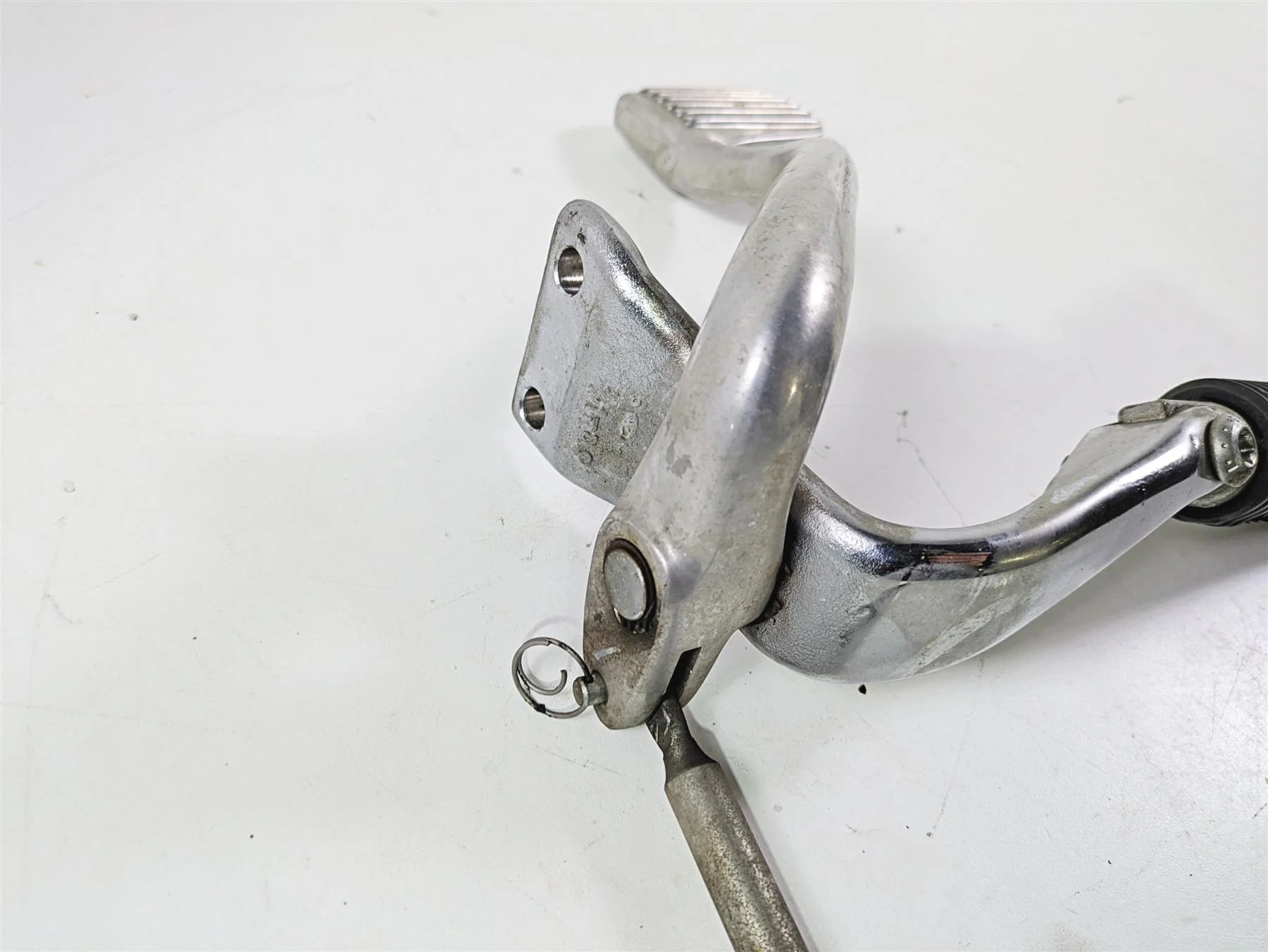 2008 Harley FXDL Dyna Low Rider 105TH Right Rider Footpeg Brake Pedal 50649-90 - Image 7