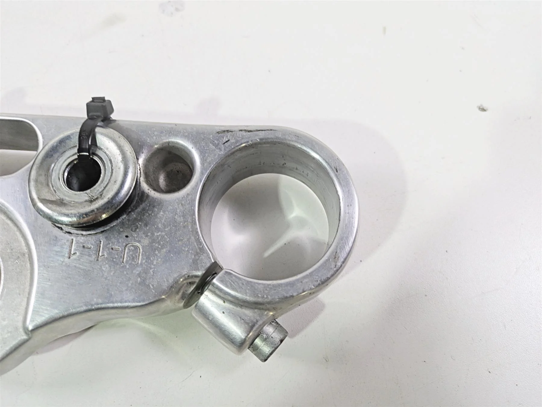 2008 Harley FXDL Dyna Low Rider 105TH Upper Triple Tree Steering Clamp 46278-08 - Image 10