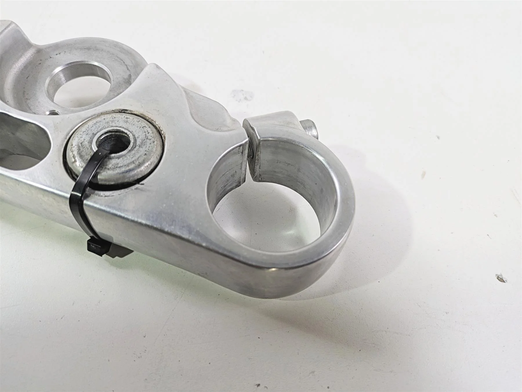 2008 Harley FXDL Dyna Low Rider 105TH Upper Triple Tree Steering Clamp 46278-08 - Image 6