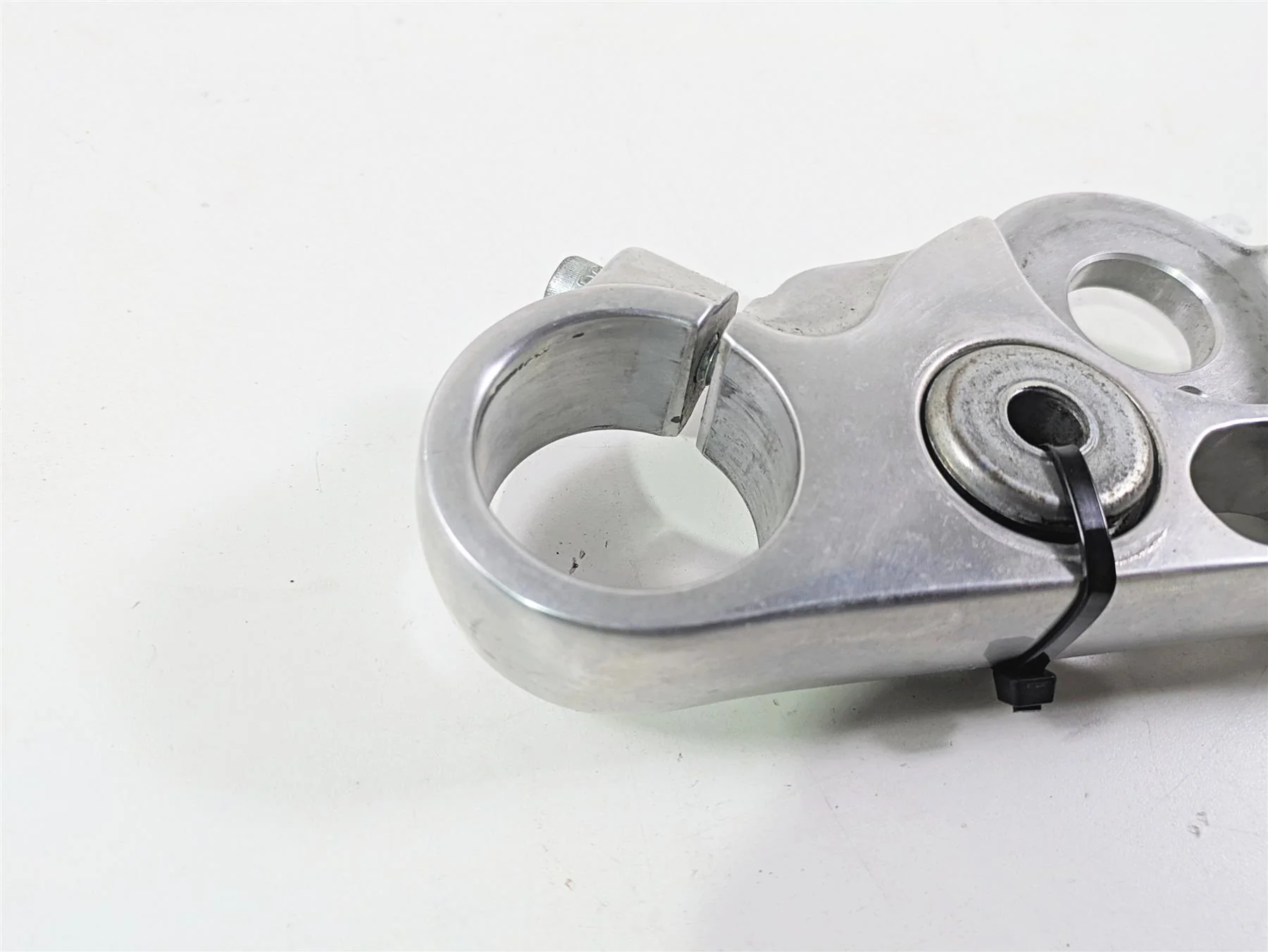 2008 Harley FXDL Dyna Low Rider 105TH Upper Triple Tree Steering Clamp 46278-08 - Image 7