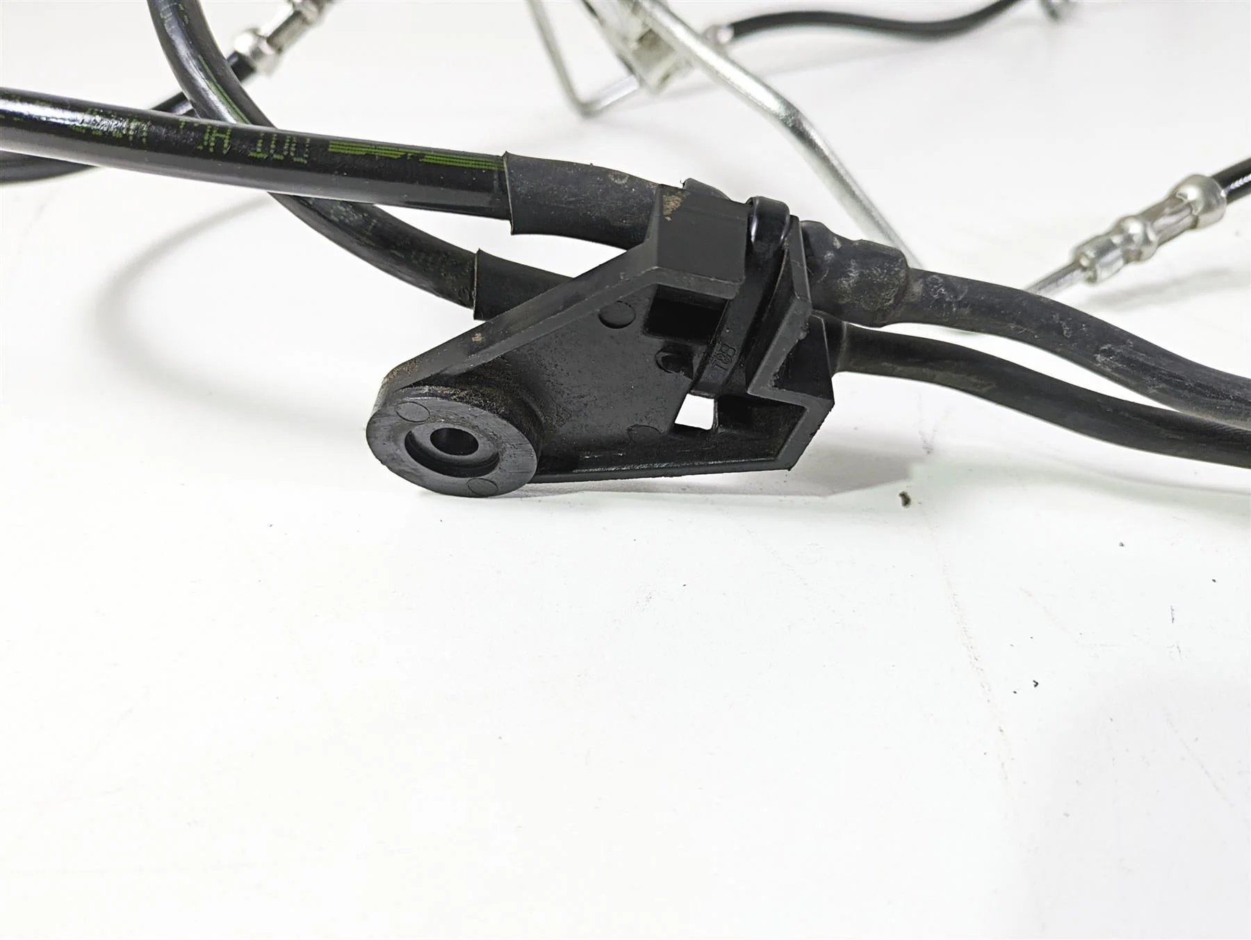2008 Harley Touring FLHTCU E-Glide 105TH Front Abs Brake Lines 41679-08 40612-08 - Image 10