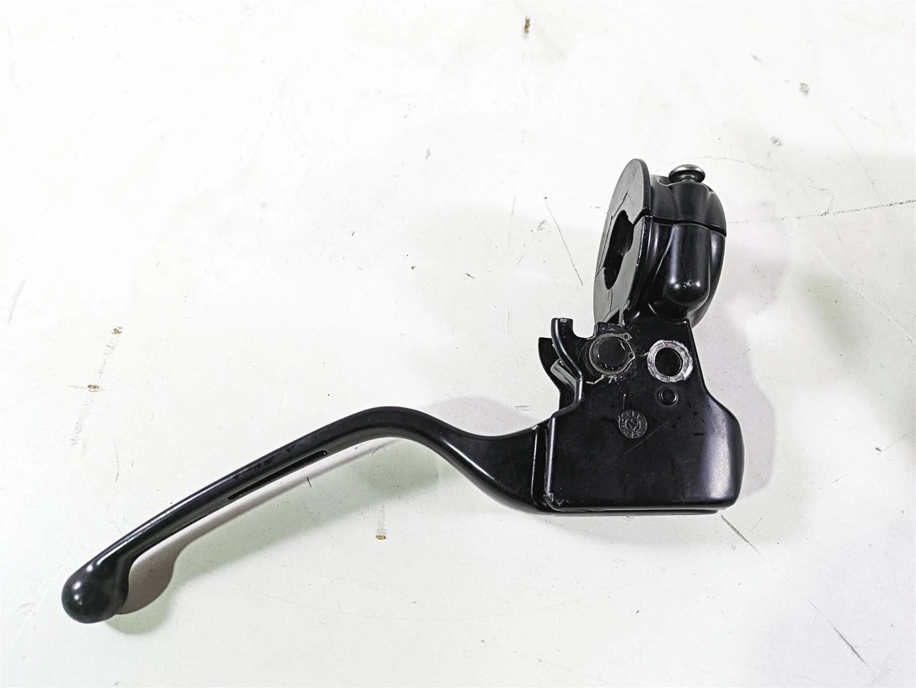 2008 Harley Touring FLHTCU E-Glide 105TH Front Brake Master Cylinder 44551-08F - Image 10