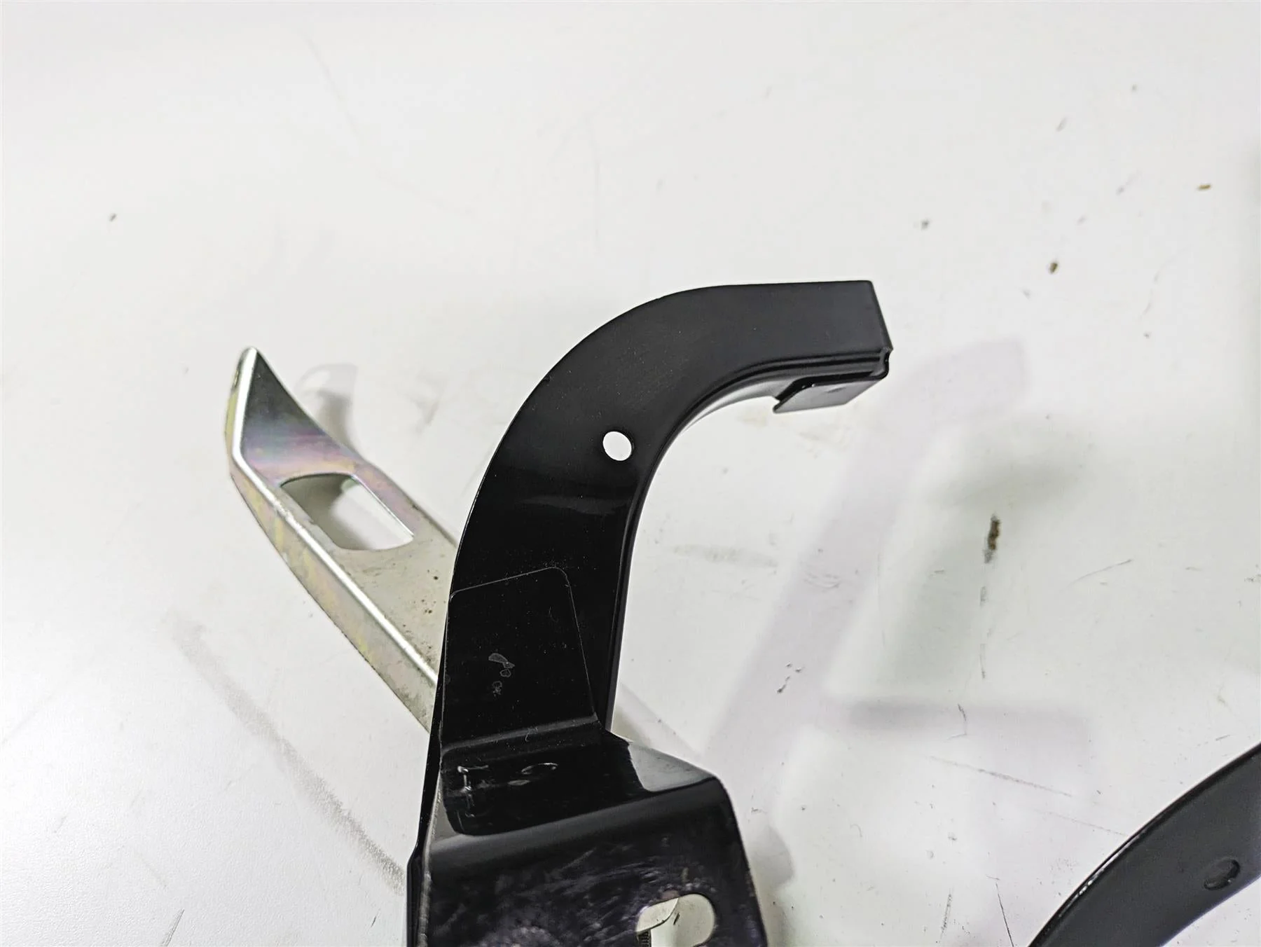 2008 Harley Touring FLHTCU E-Glide 105TH Front Fairing Mounts Set 58479-96B - Image 11