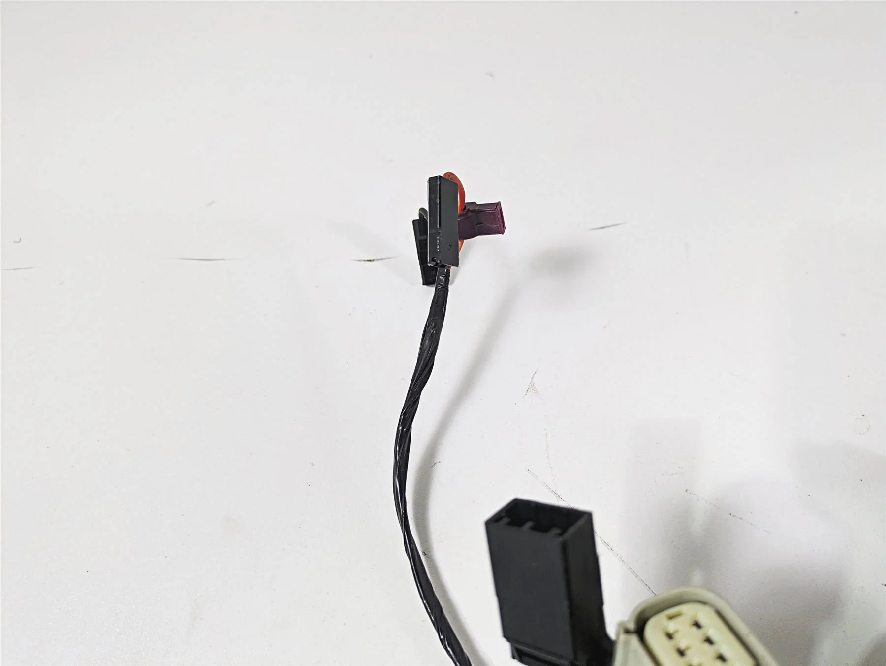 2008 Harley Touring FLHTCU E-Glide 105TH Front Fairing Wiring Harness 70232-08 - Image 8