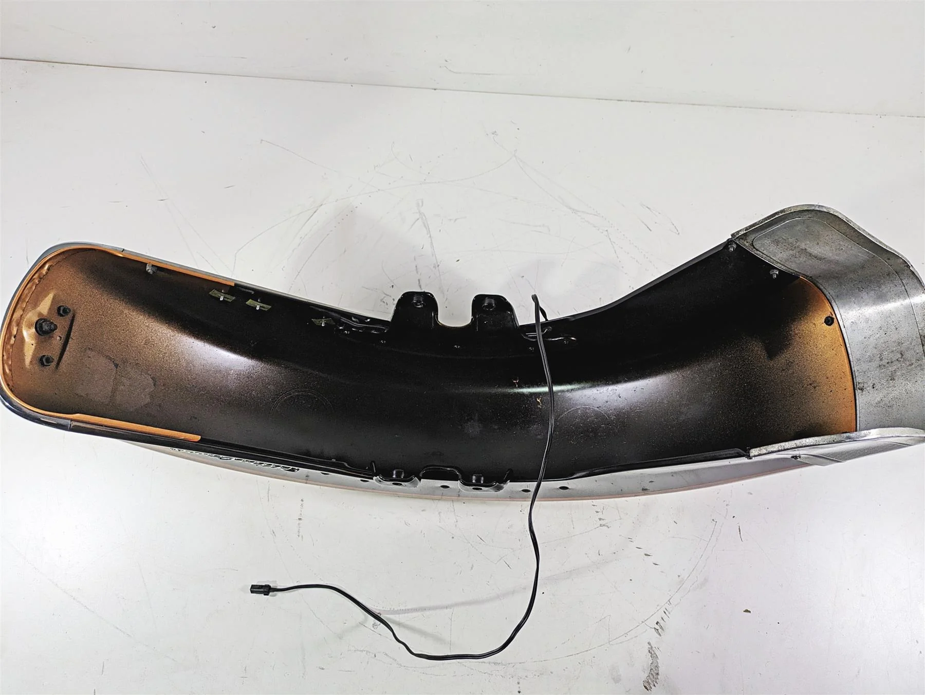 2008 Harley Touring FLHTCU E-Glide 105TH Front Fender & Bumper 59087-00B - Image 11
