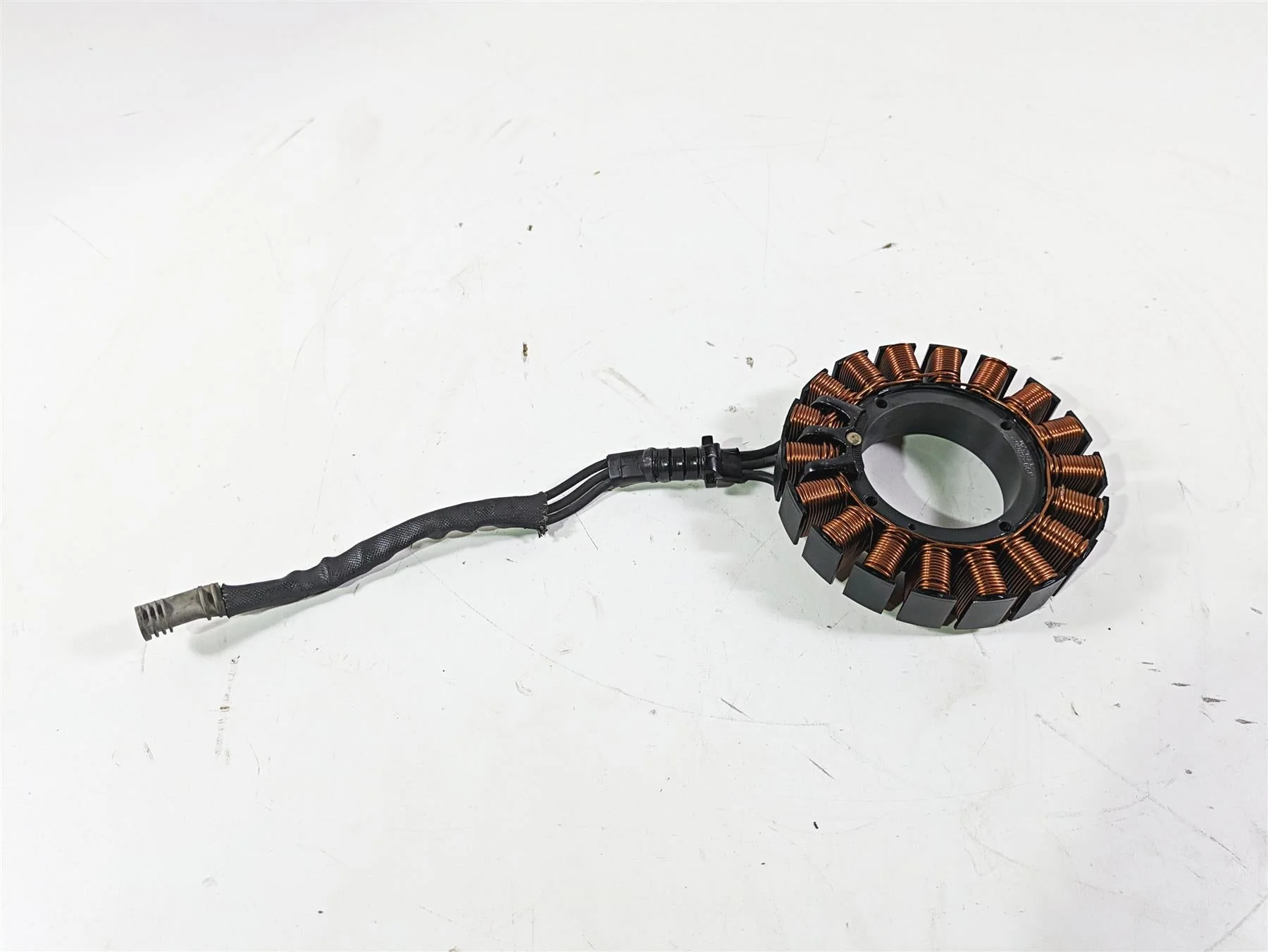2008 Harley Touring FLHTCU E-Glide 105TH Ignition Alternator Stator 29987-06D - Image 4