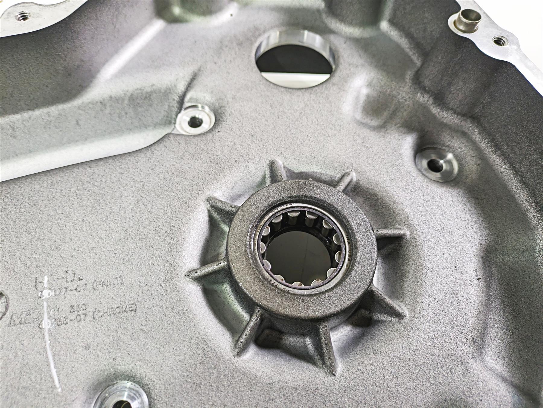 2008 Harley Touring FLHTCU E-Glide 105TH Inner Primary Drive Cover 60677-07 - Image 8