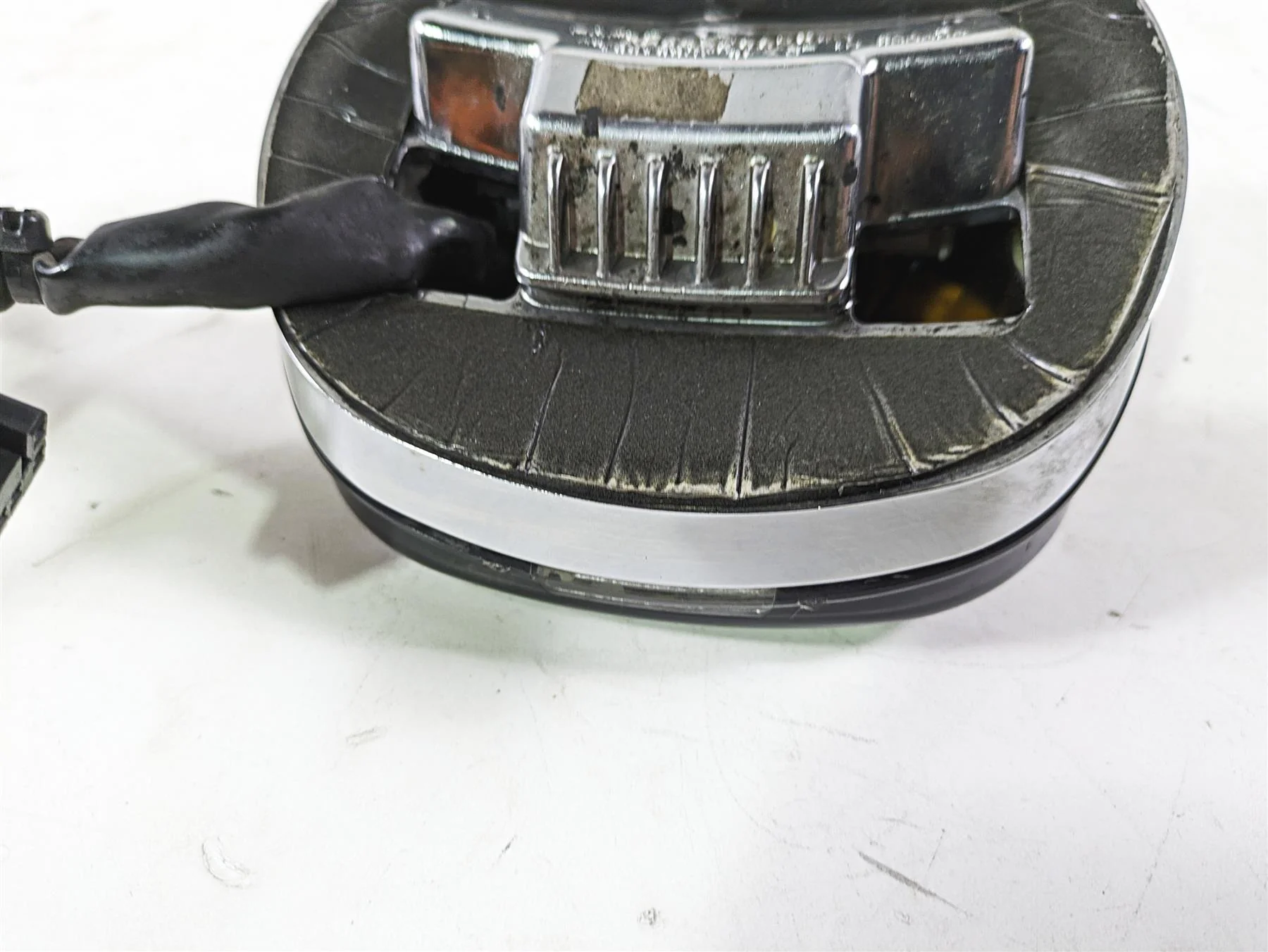 2008 Harley Touring FLHTCU E-Glide 105TH Led Taillight Tail Light 68140-04 - Image 8