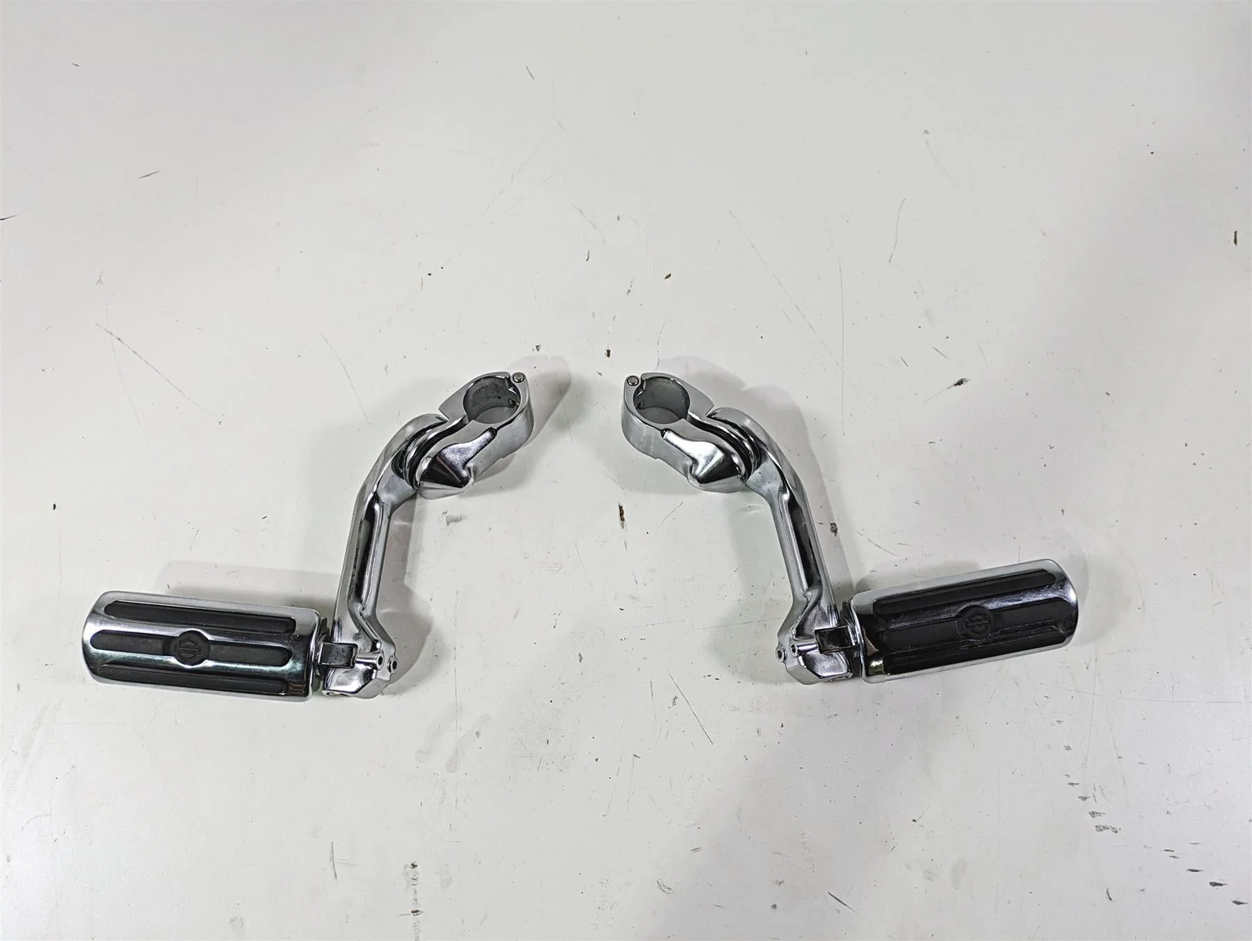 2008 Harley Touring FLHTCU E-Glide 105TH Oem Adjustable Chrome Highway Pegs - Image 6