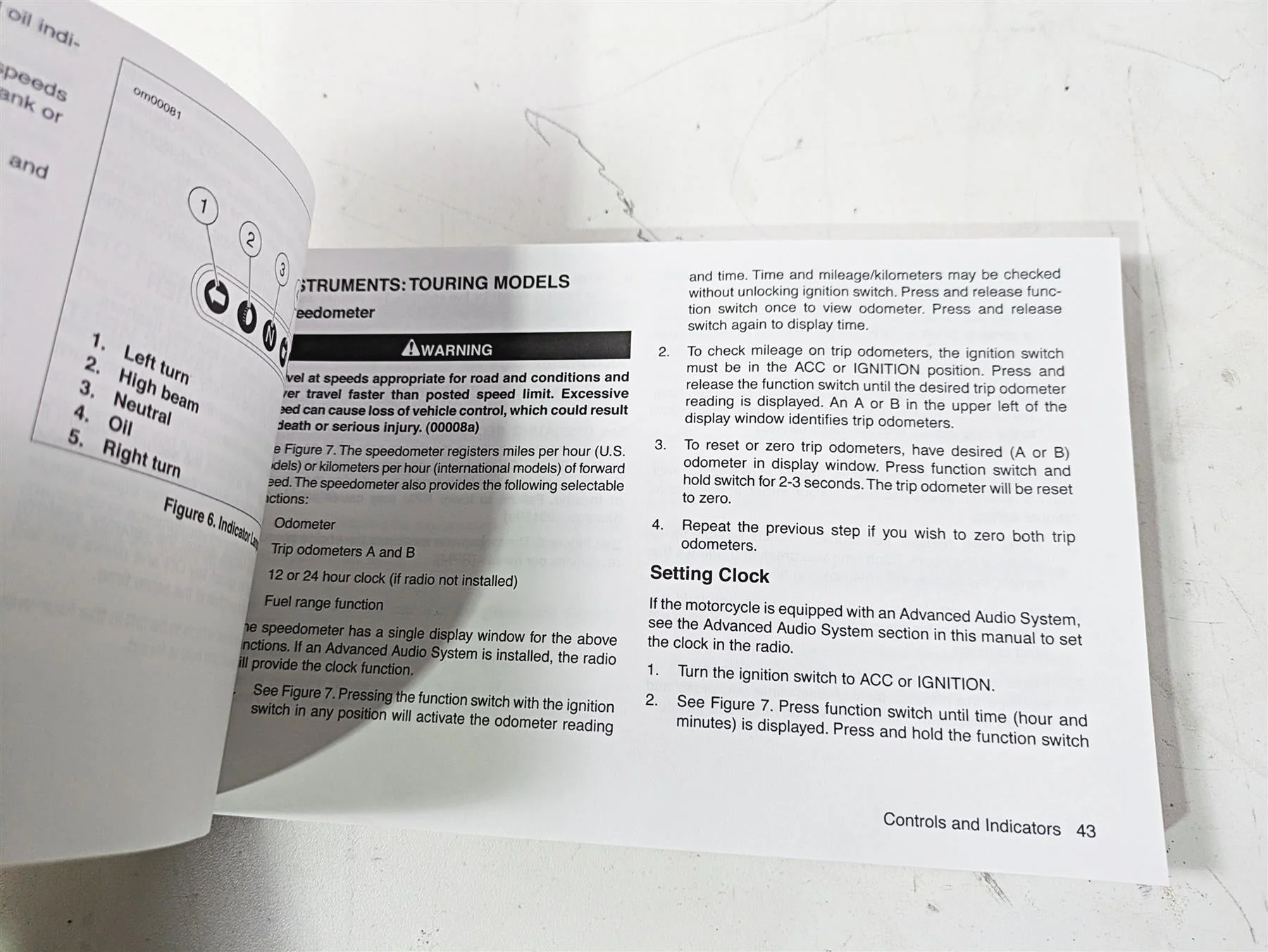 2008 Harley Touring FLHTCU E-Glide 105TH Owners Manual with Pouch 99466-08 - Image 9