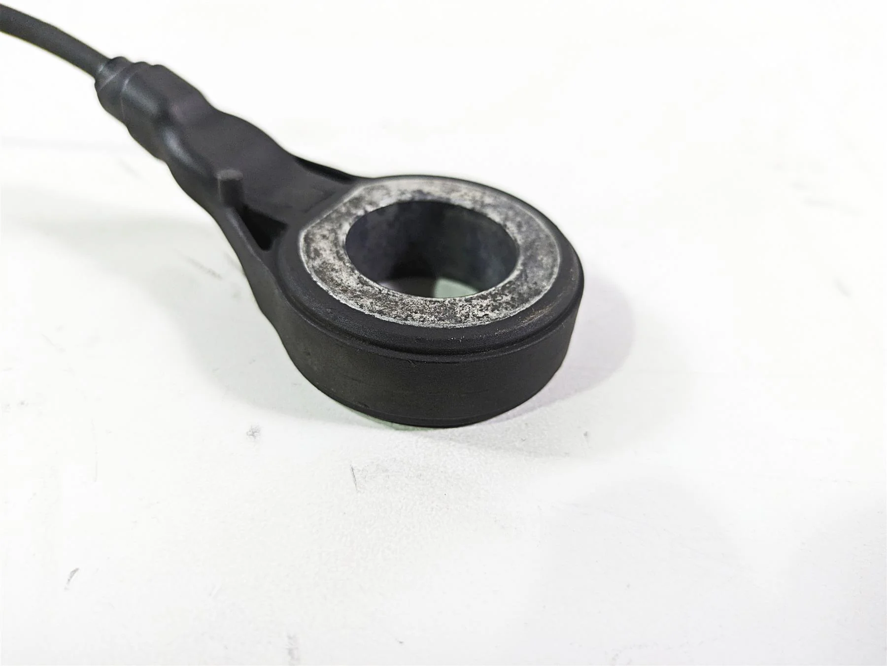 2008 Harley Touring FLHTCU E-Glide 105TH Rear Abs Wheel Speed Sensor 40615-08 - Image 10