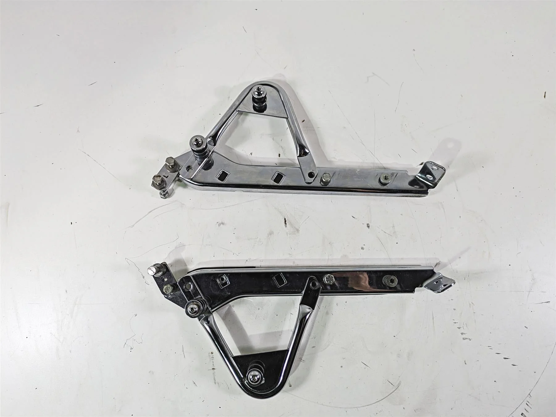 2008 Harley Touring FLHTCU E-Glide 105TH Rear Chrome Mount Rack Holder 90720-79C - Image 11