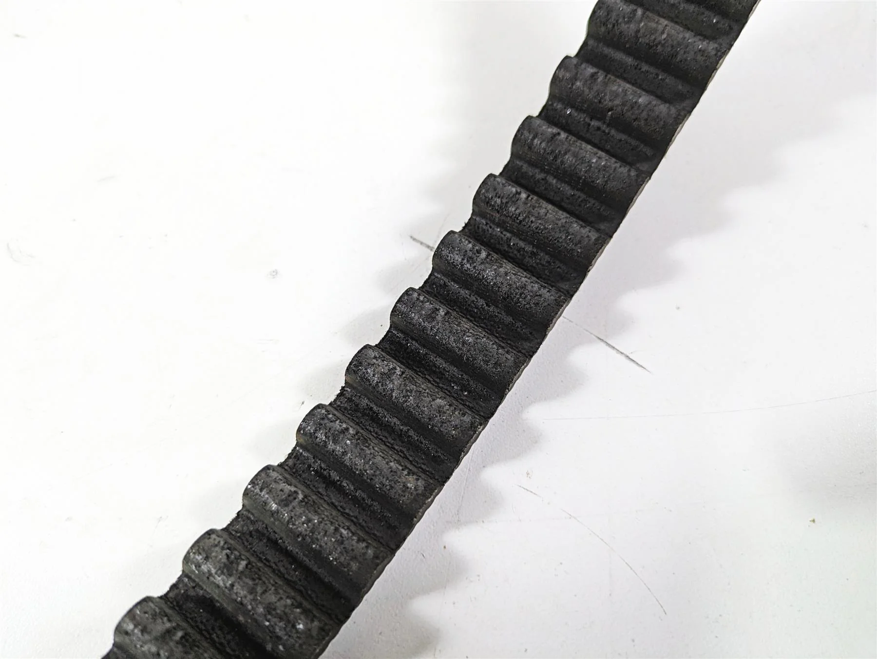 2008 Harley Touring FLHTCU E-Glide 105TH Rear Drive Belt 137T 1" 40024-07 - Image 8