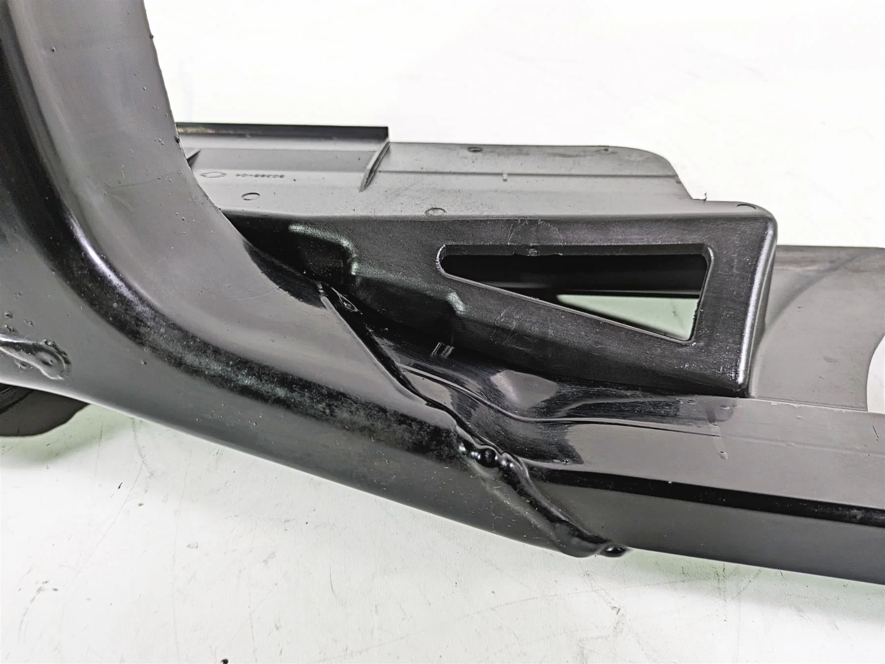 2008 Harley Touring FLHTCU E-Glide 105TH Rear Swingarm Swing Arm 47549-02A - Image 12