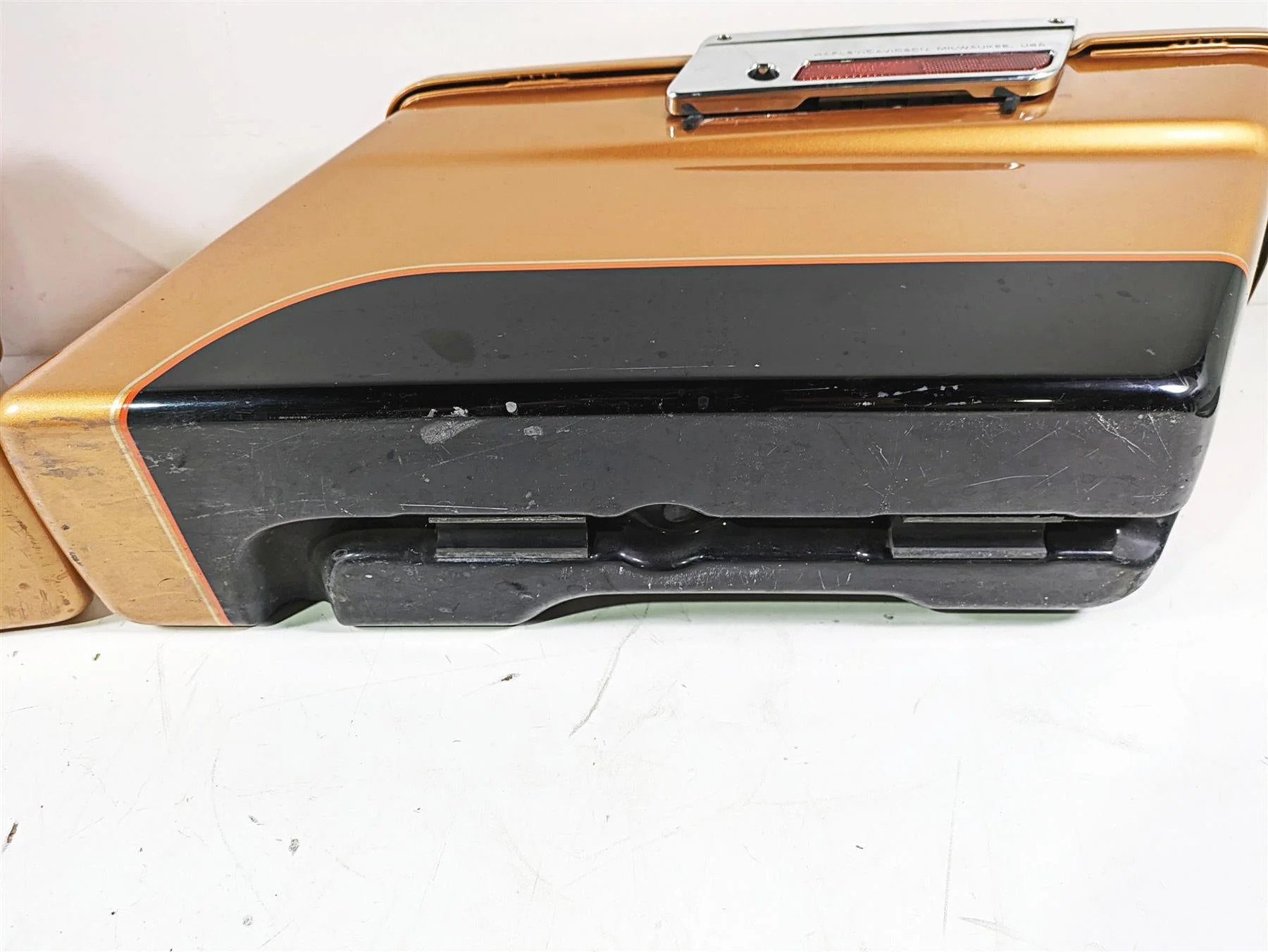2008 Harley Touring FLHTCU E-Glide 105TH Saddlebag Saddle Bag Set 90752-93 - Image 9