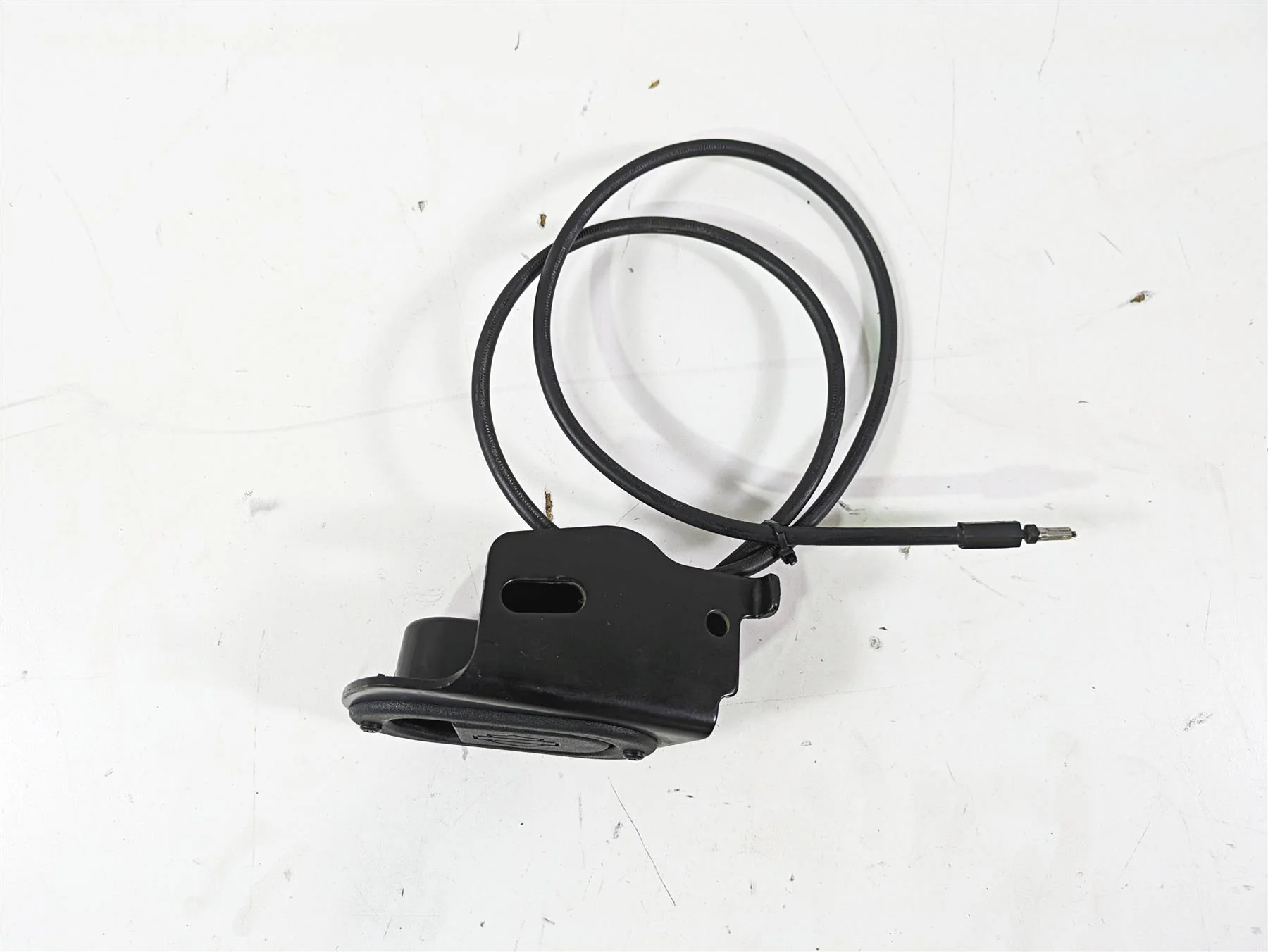 2008 Harley Touring FLHTCU E-Glide 105TH Seat Release Latch & Cable