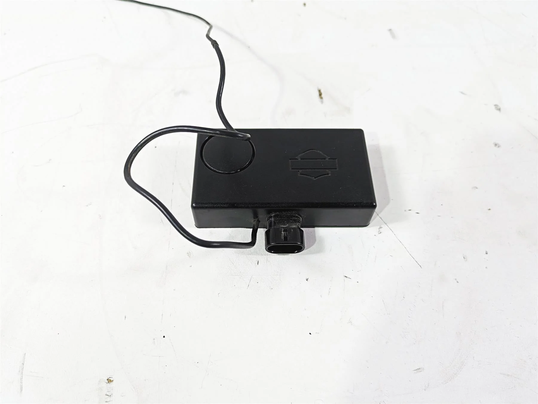 2008 Harley Touring FLHTCU E-Glide 105TH Siren Antenna Box Module 68970-06A