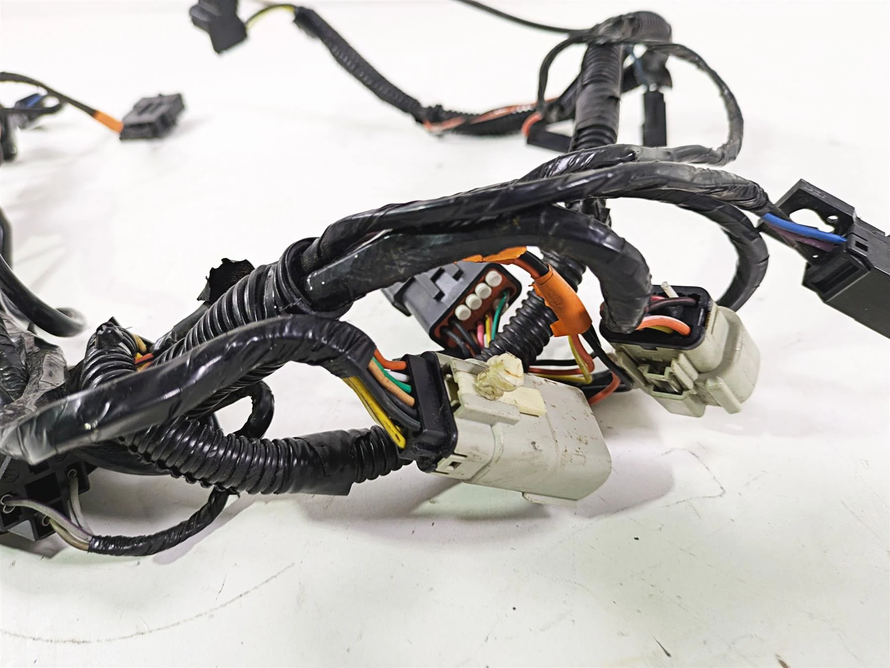 2008 Harley Touring FLHTP Electra Glide Front Fairing Wiring Harness 69552-08 - Image 11