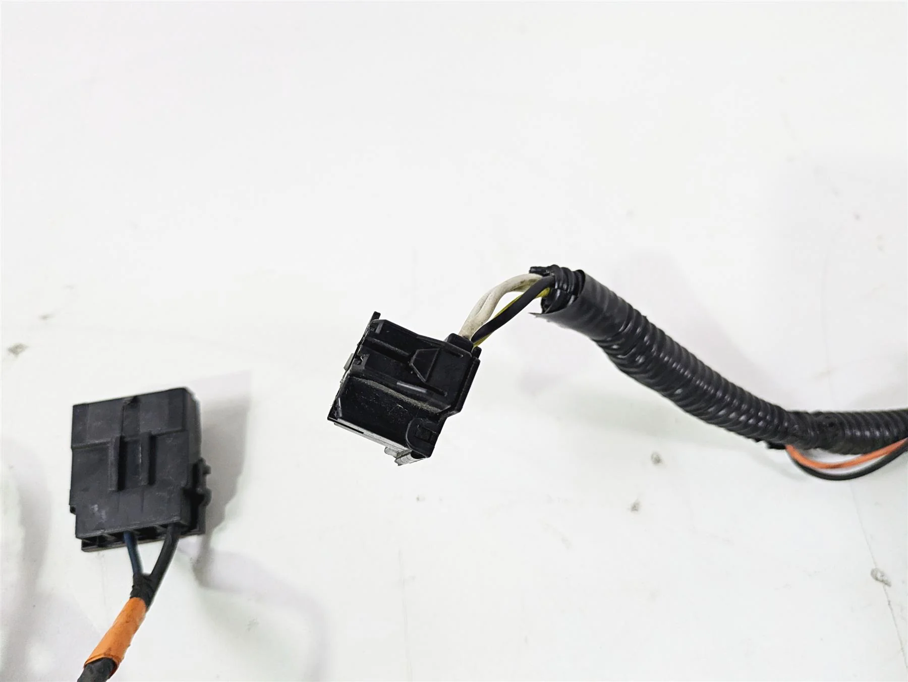 2008 Harley Touring FLHTP Electra Glide Front Fairing Wiring Harness 69552-08 - Image 4