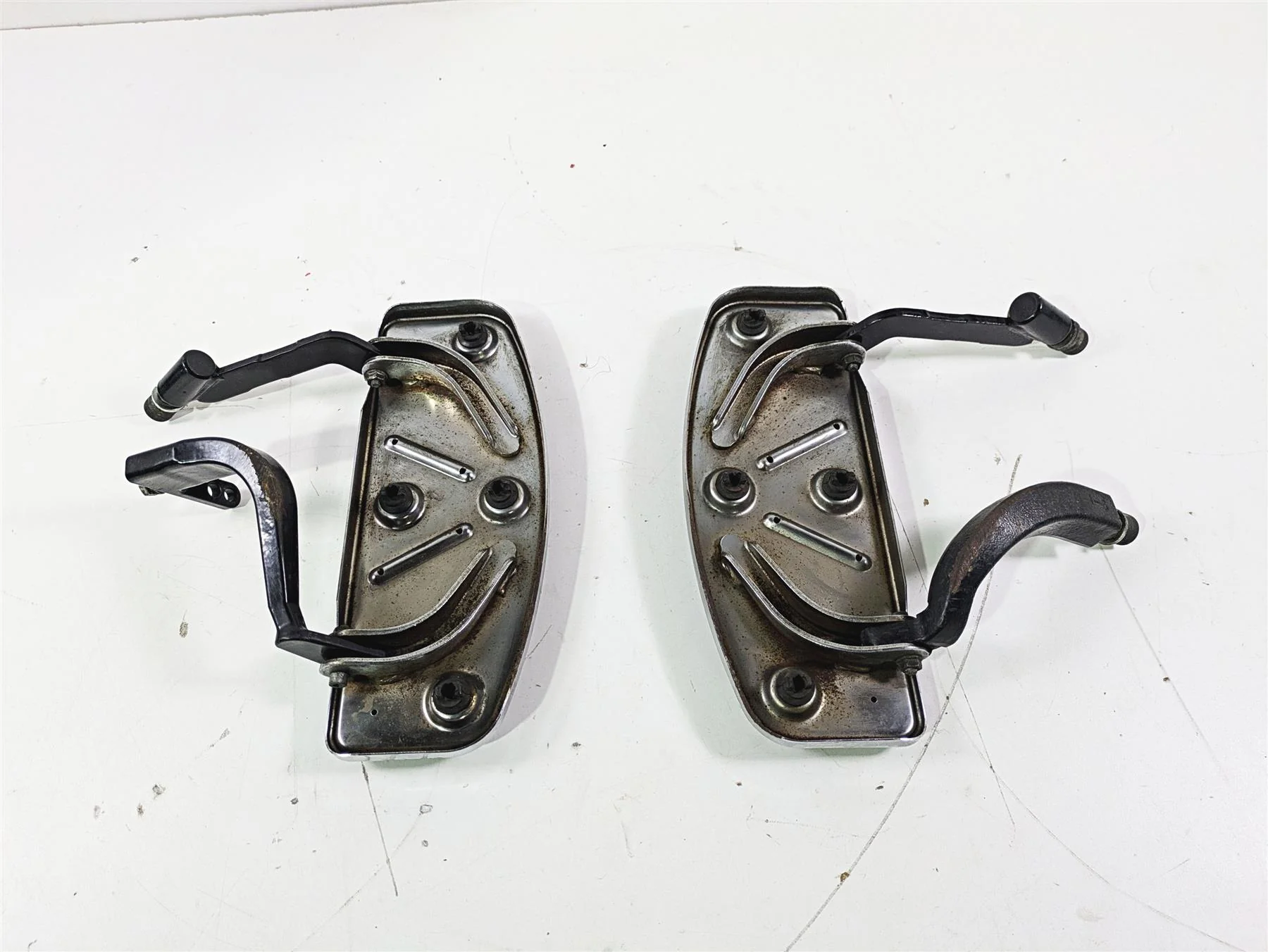 2008 Harley Touring FLHTP Electra Glide Front Foot Floor Board Set 50621-06A - Image 2