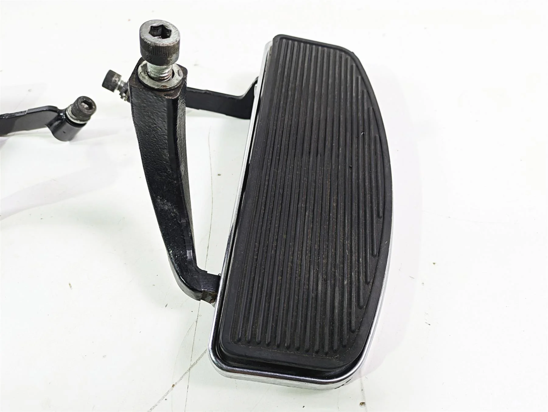 2008 Harley Touring FLHTP Electra Glide Front Foot Floor Board Set 50621-06A - Image 6