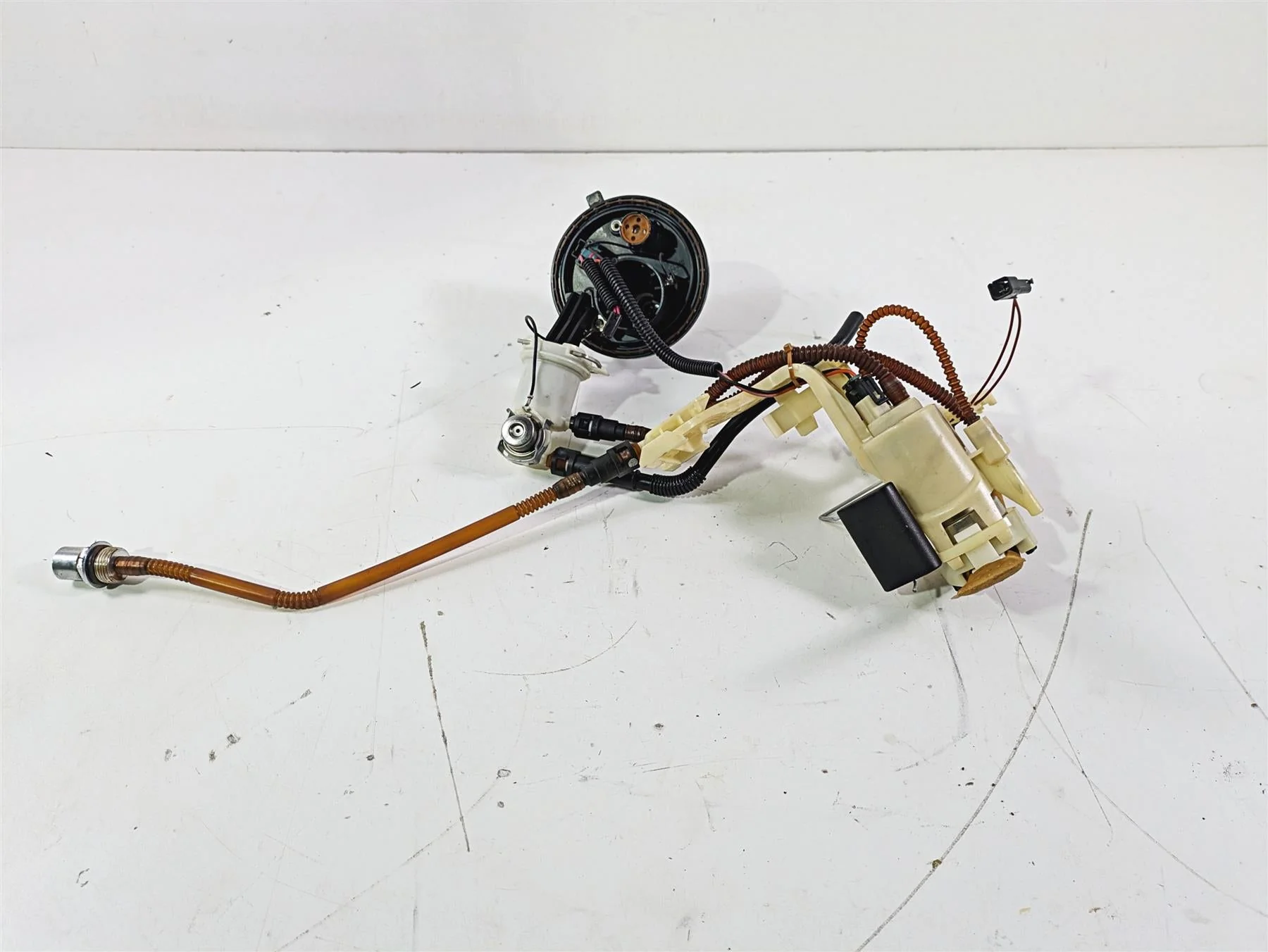 2008 Harley Touring FLHTP Electra Glide Fuel Gas Petrol Pump - Tested 75069-08D - Image 3