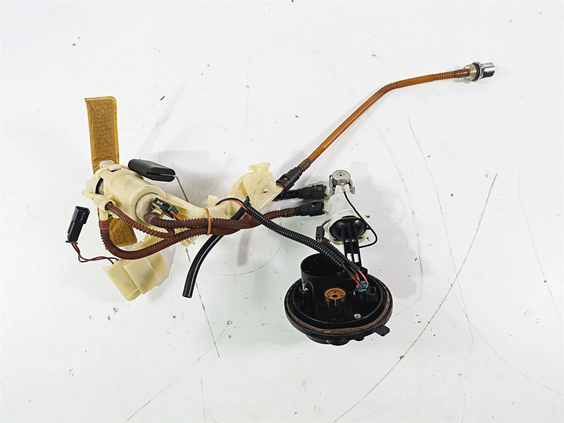 2008 Harley Touring FLHTP Electra Glide Fuel Gas Petrol Pump - Tested 75069-08D - Image 5