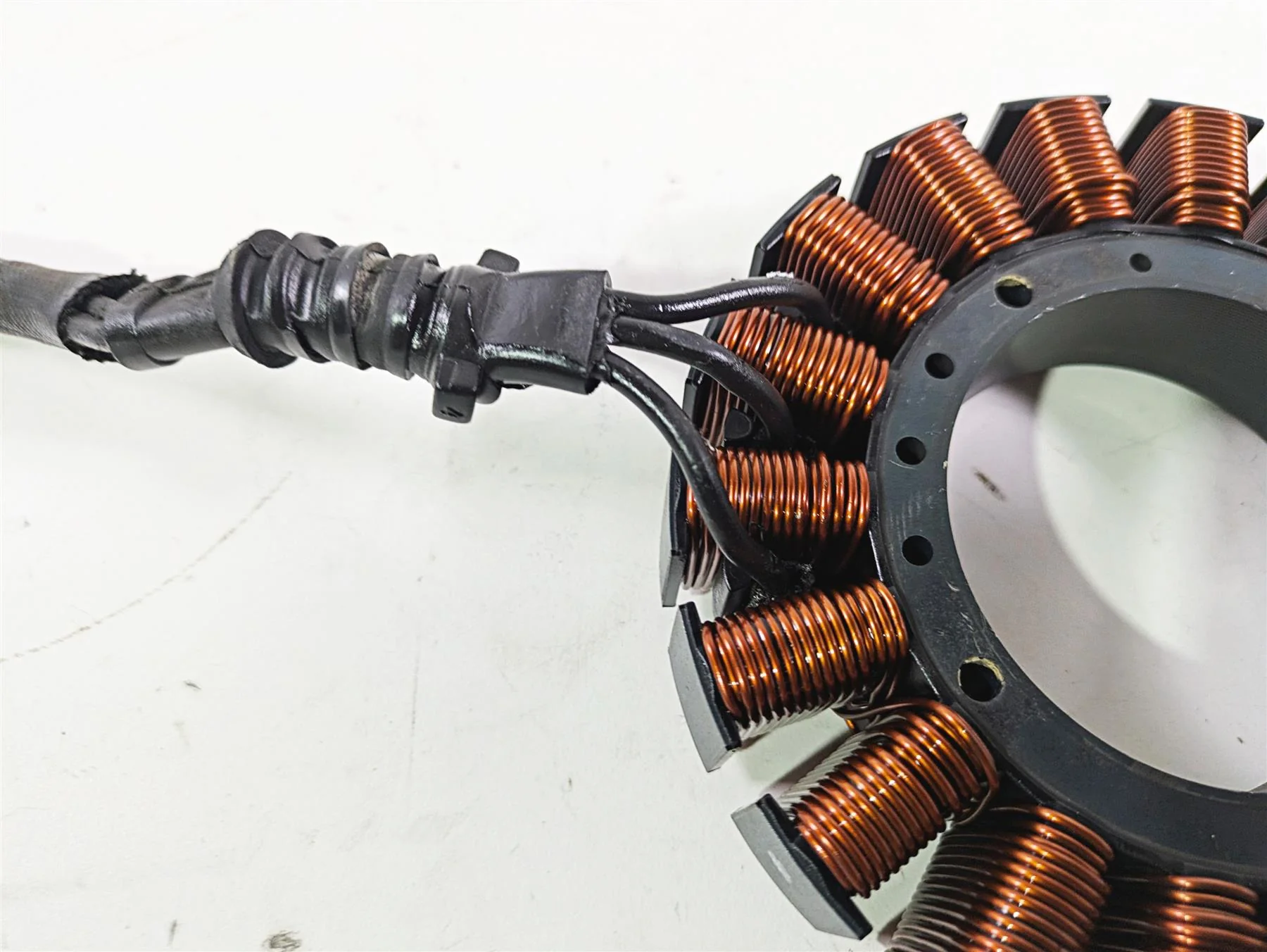 2008 Harley Touring FLHTP Electra Glide Ignition Alternator Stator 50A 29987-06D - Image 11
