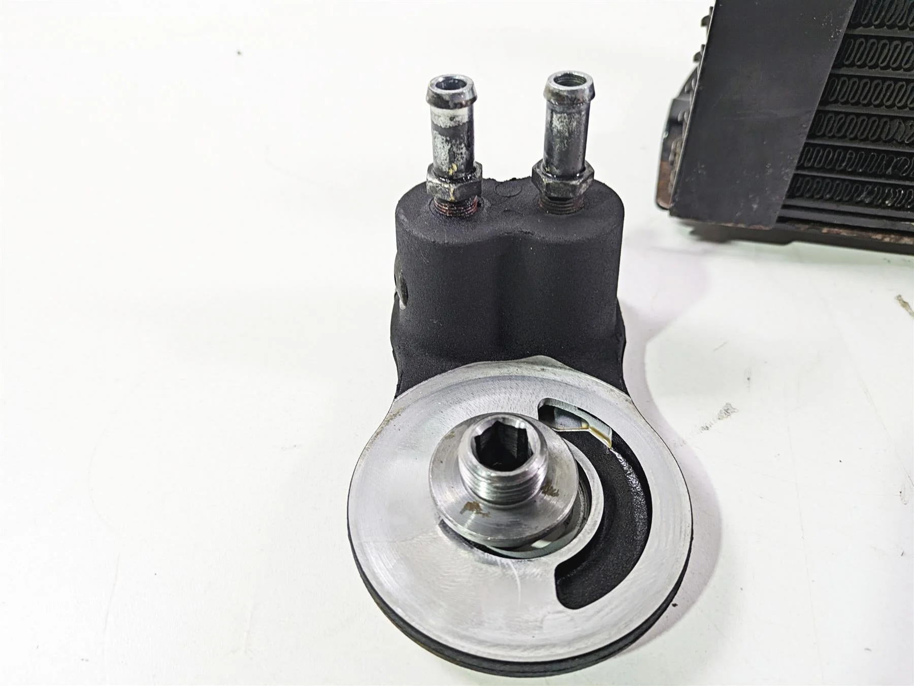 2008 Harley Touring FLHTP Electra Glide Oil Cooler & Flange Set 63083-11A - Image 10