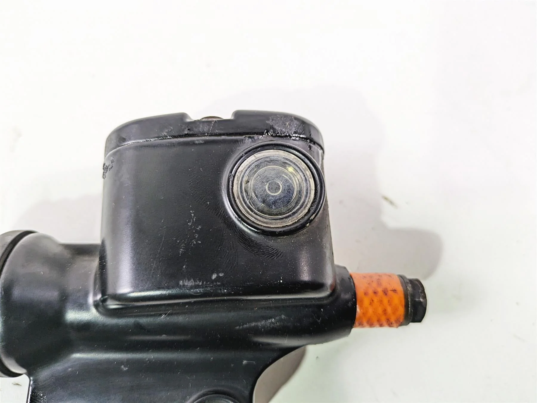 2008 Harley Touring FLHTP Electra Glide Rear Brake Master Cylinder 41700028A - Image 6