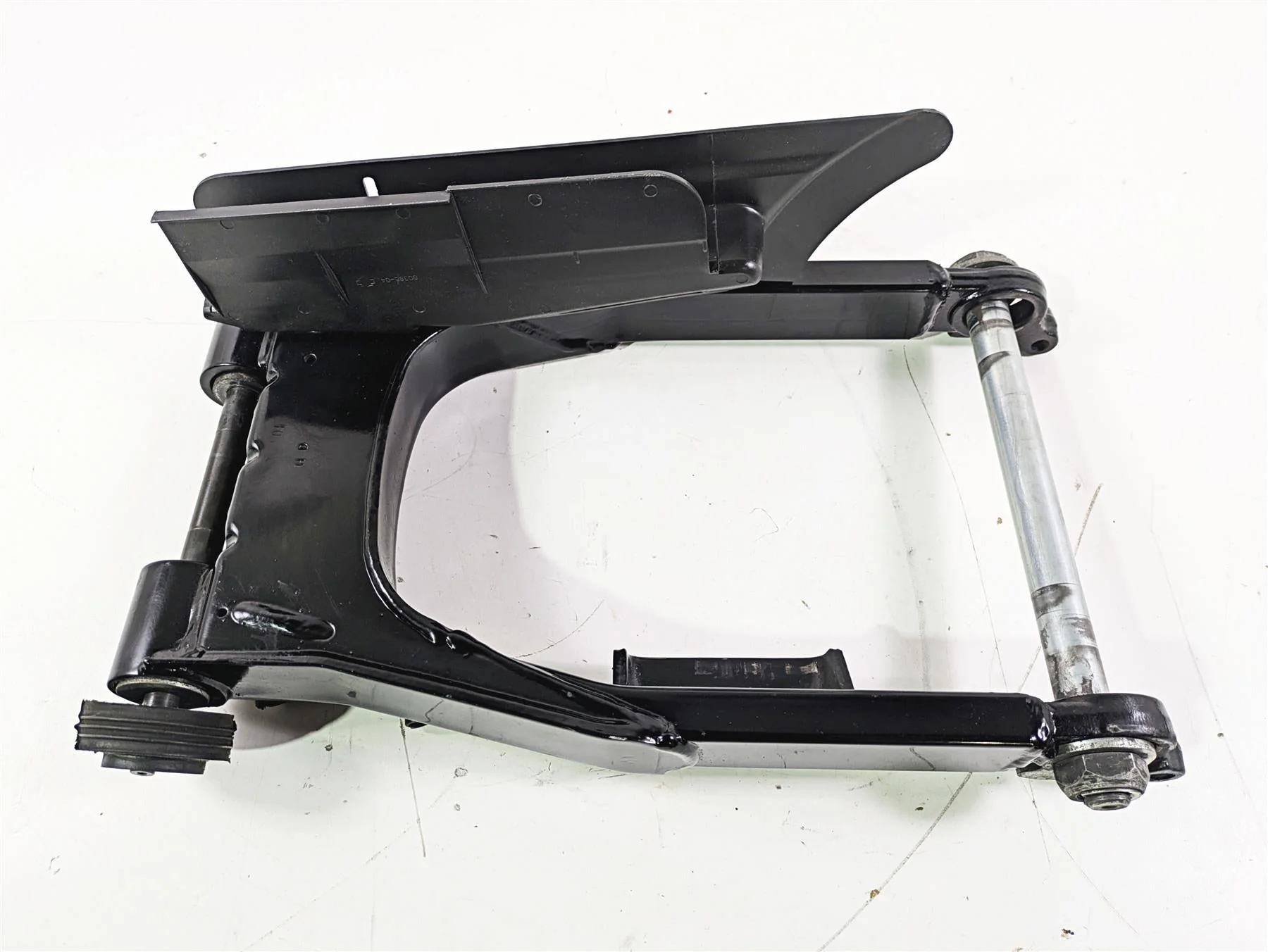 2008 Harley Touring FLHTP Electra Glide Rear Swingarm Swing Arm 47549-02A - Image 11