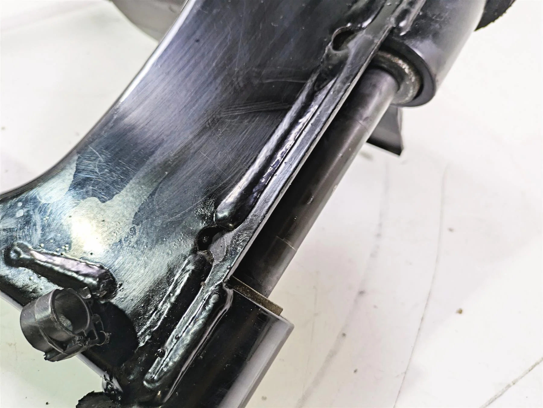 2008 Harley Touring FLHTP Electra Glide Rear Swingarm Swing Arm 47549-02A - Image 8