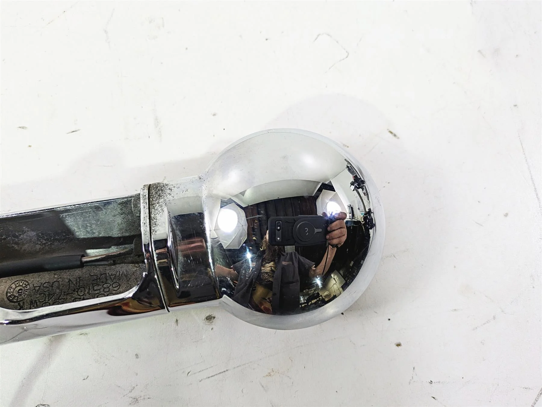 2008 Harley Touring FLHTP Electra Glide Rear Turn Signal Blinker Bar 68510-74C - Image 10