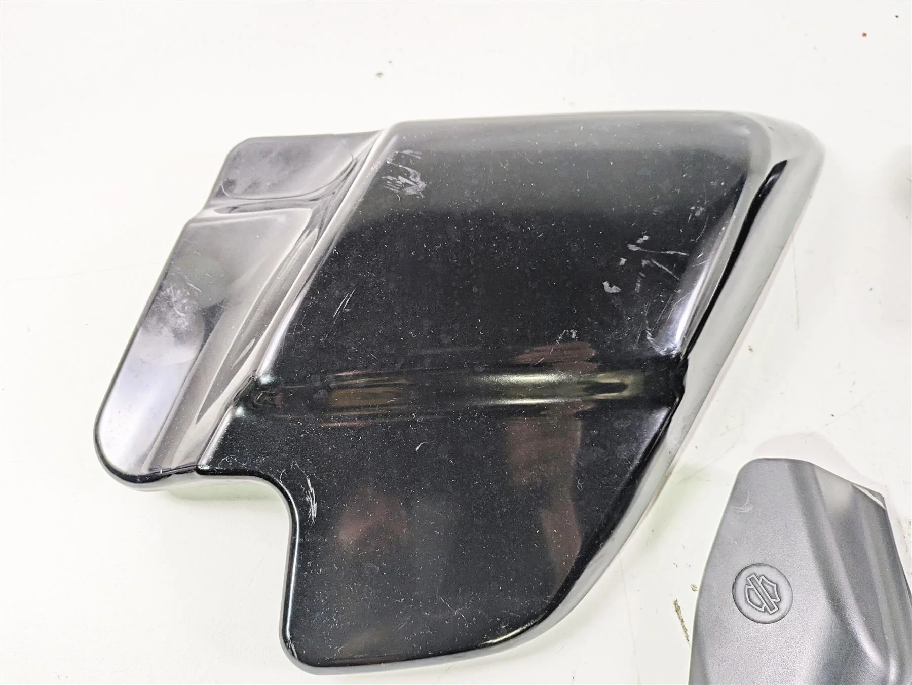 2008 Harley Touring FLHTP Electra Glide Side Cover Fairing Set 66048-97 66250-97 - Image 7